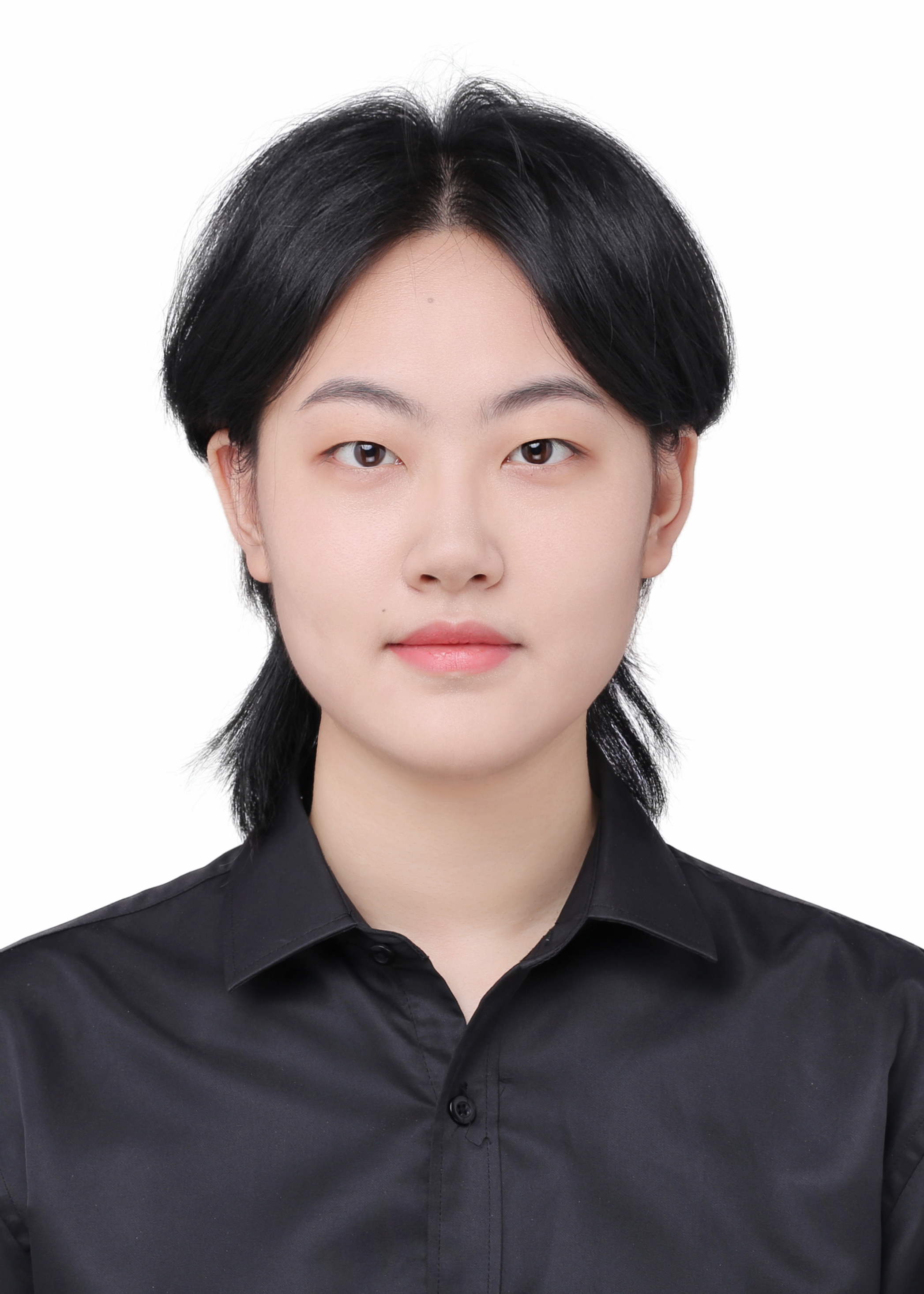 宫教员 照片