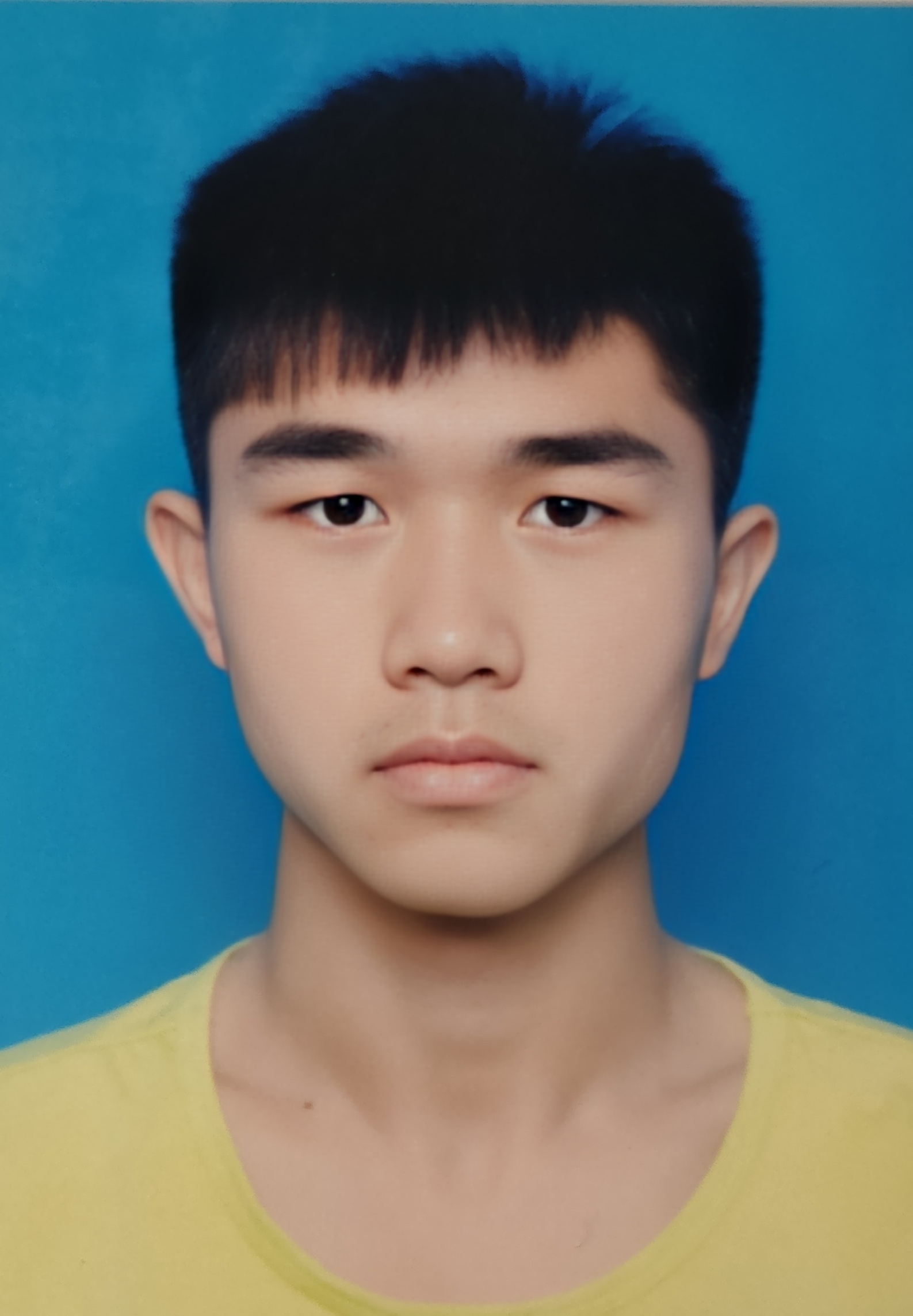 王教员 照片