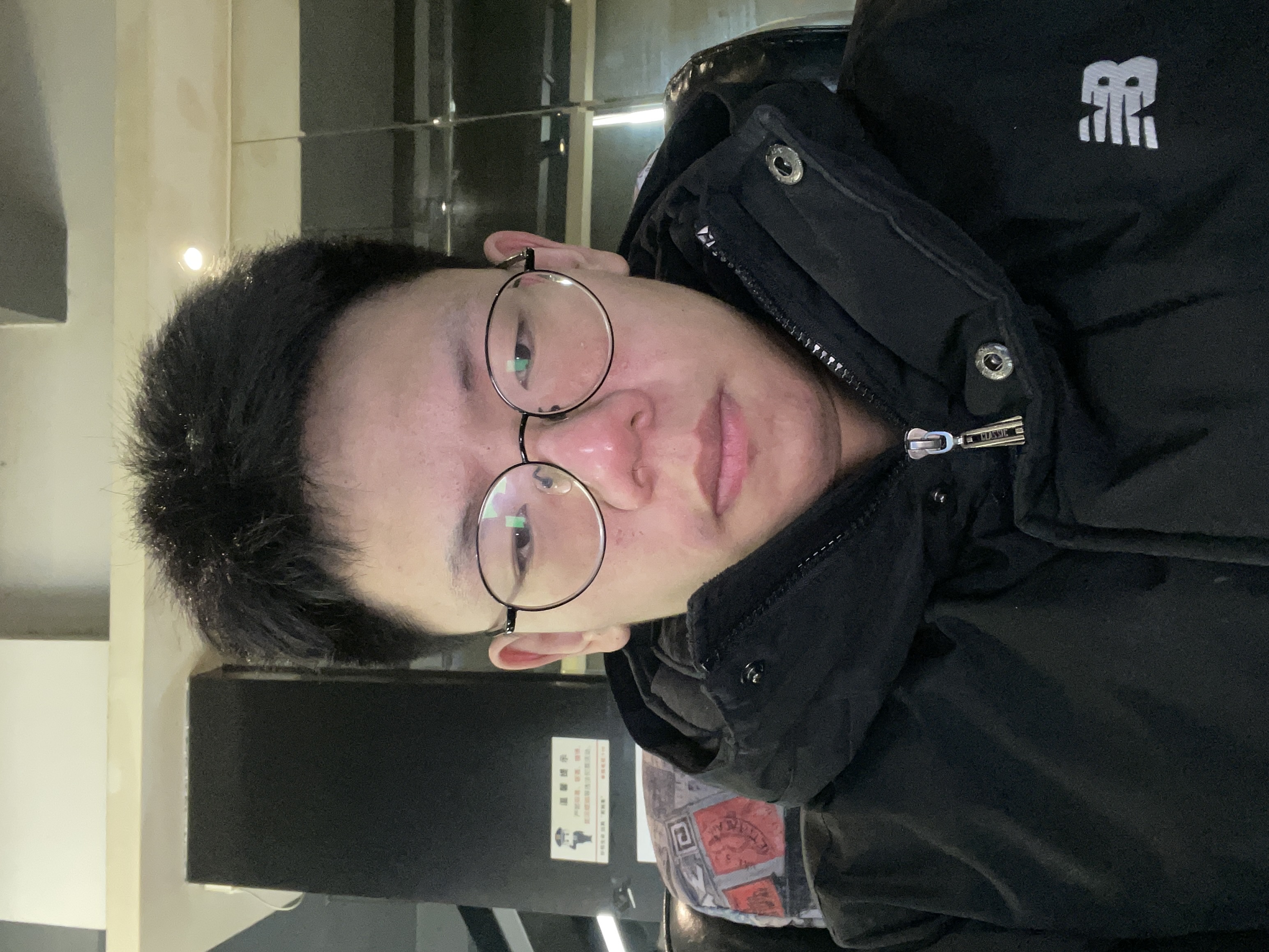 邓教员 照片