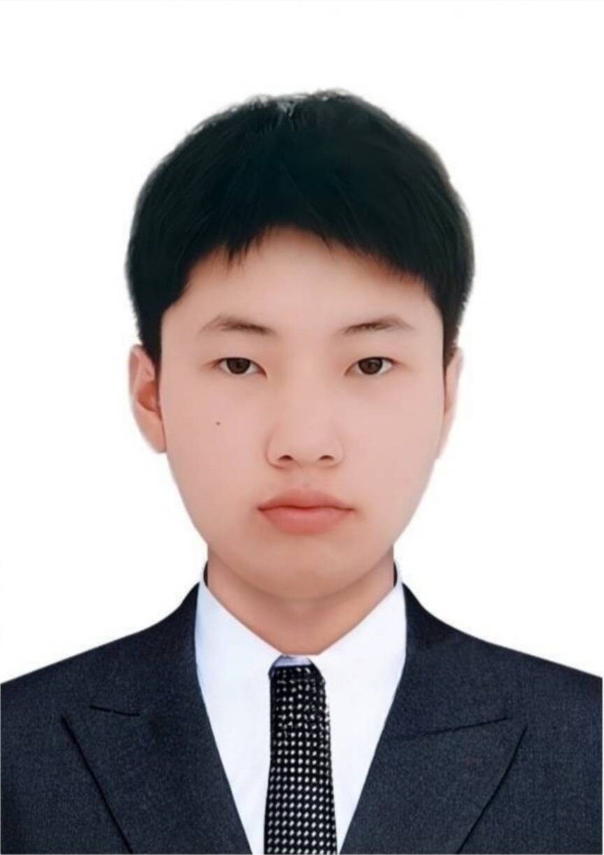 王教员 照片