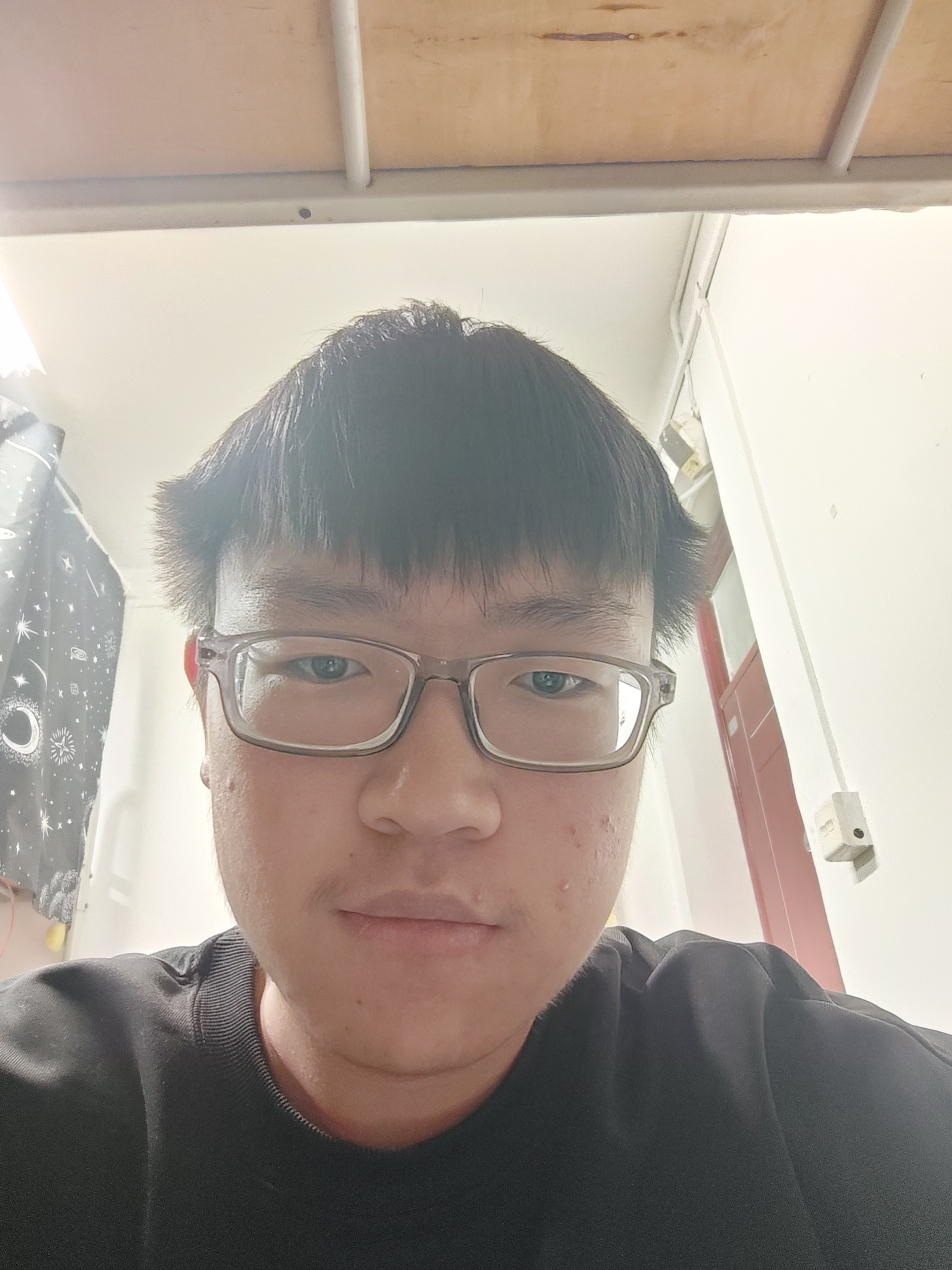 宋教员 照片