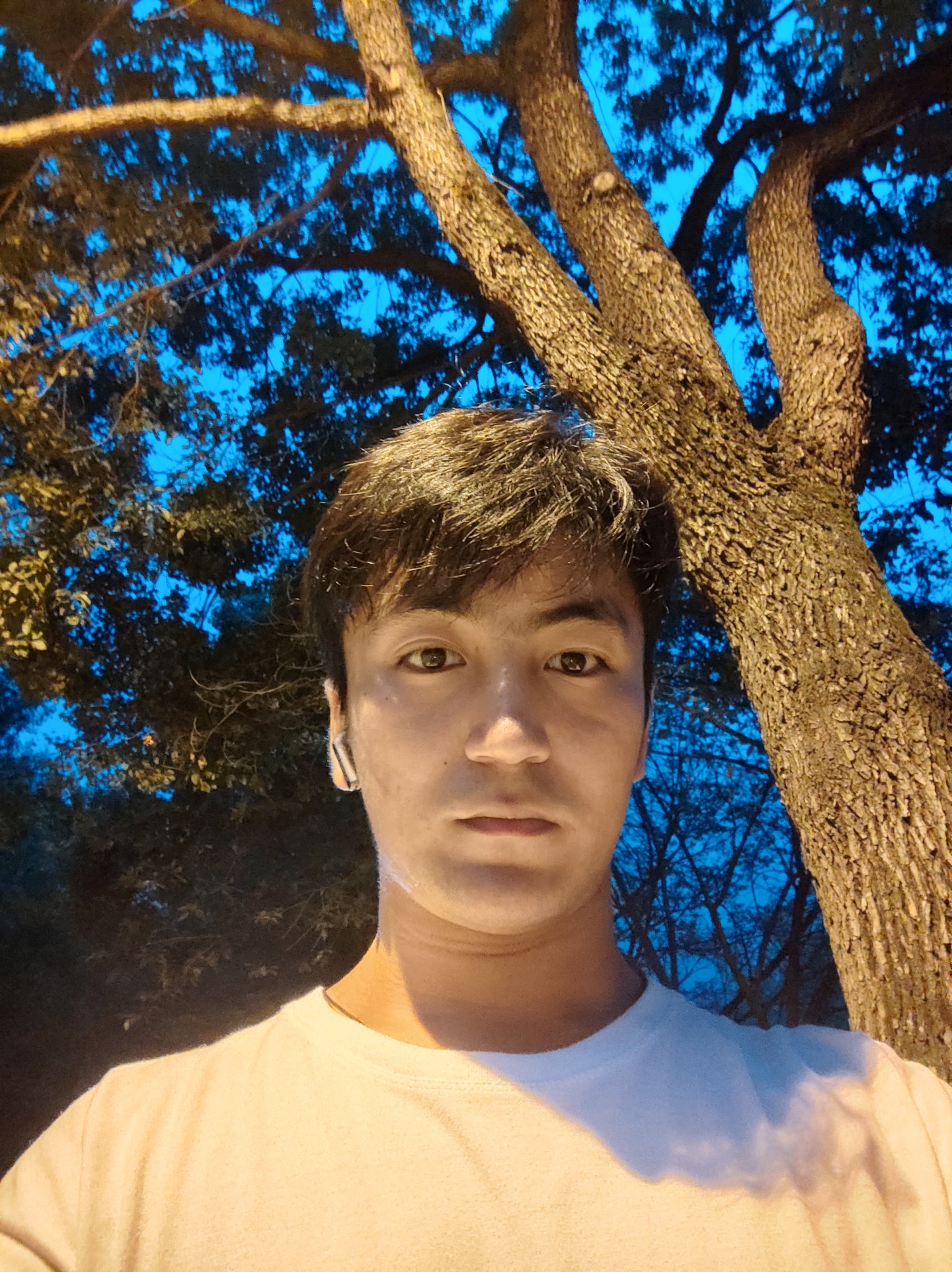 阿教员 照片