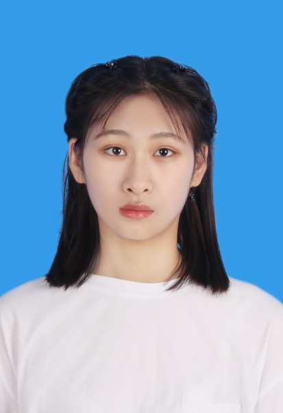 李教员 照片