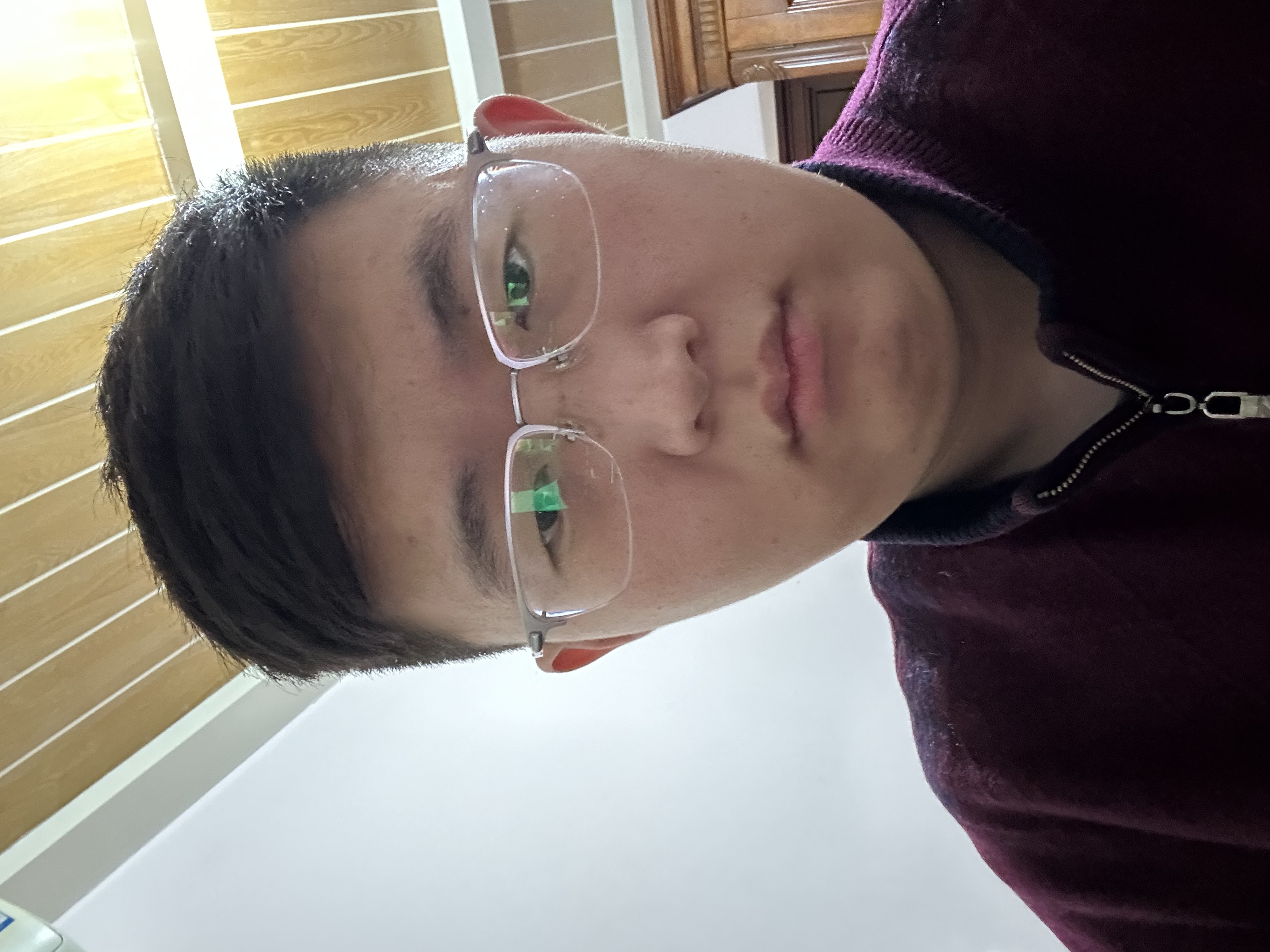 高教员 照片