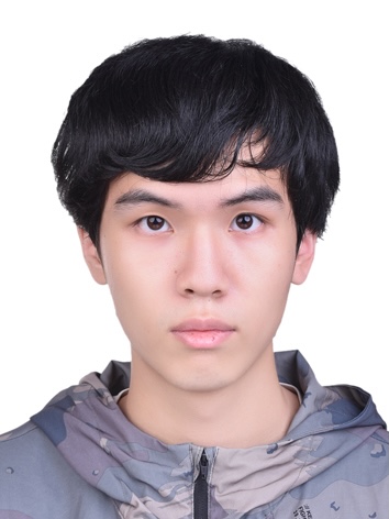 李教员 照片