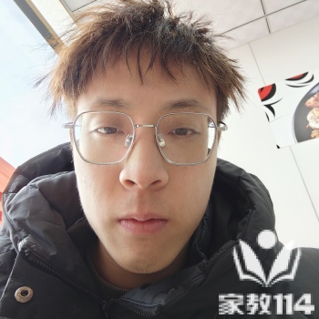 侯教员 照片