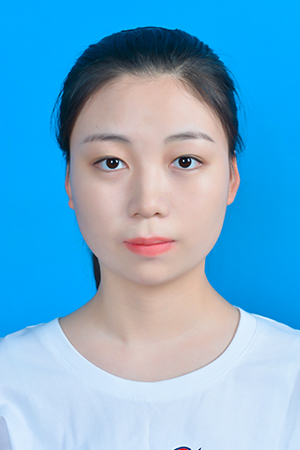 李教员 照片
