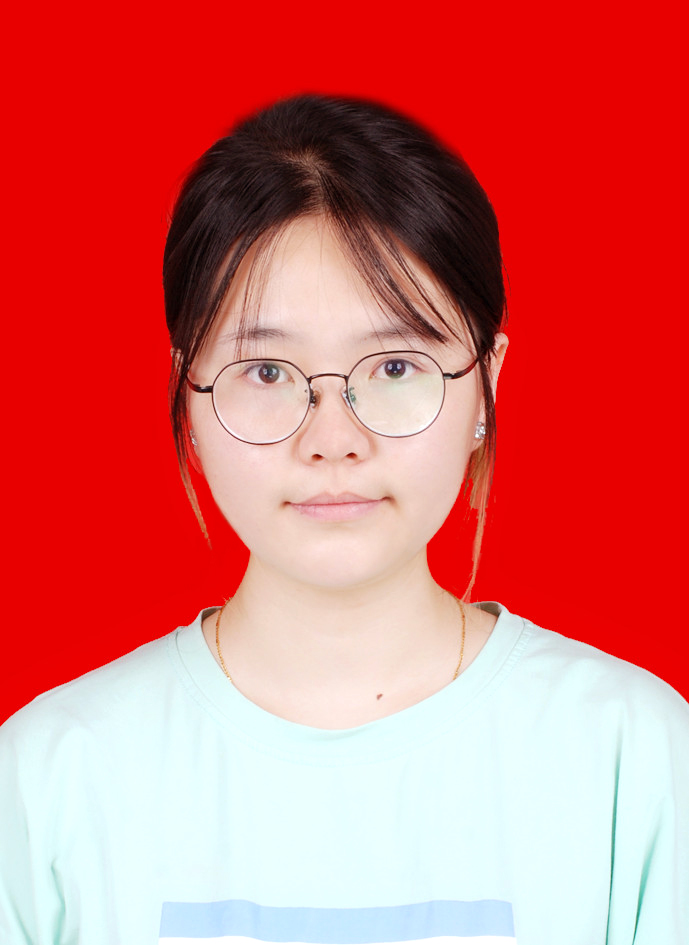 梁教员 照片