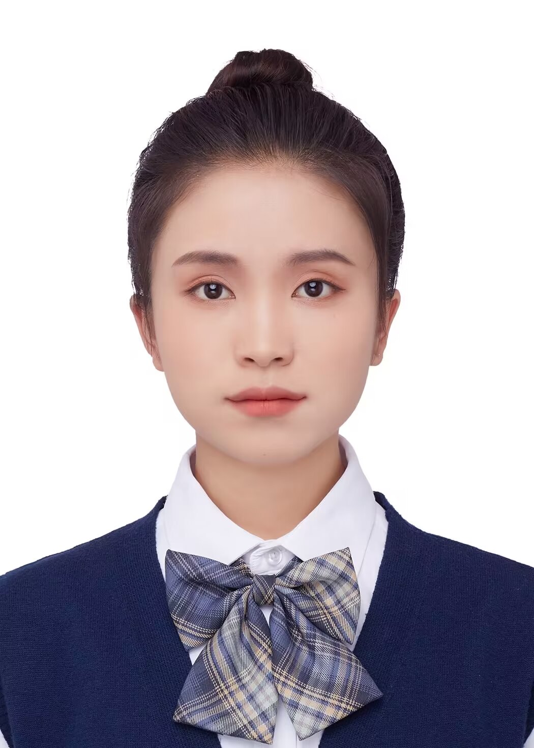 余教员 照片