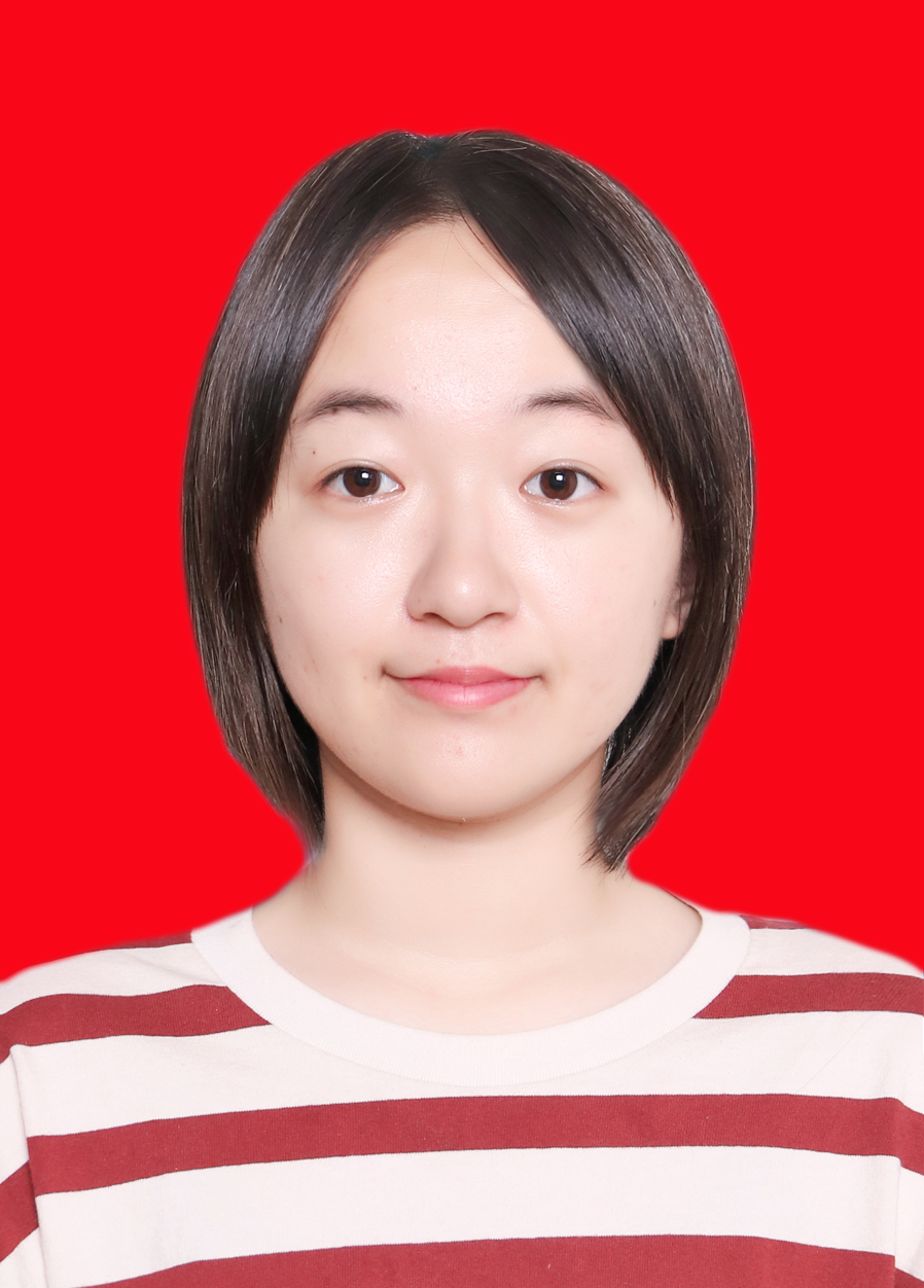易教员 照片