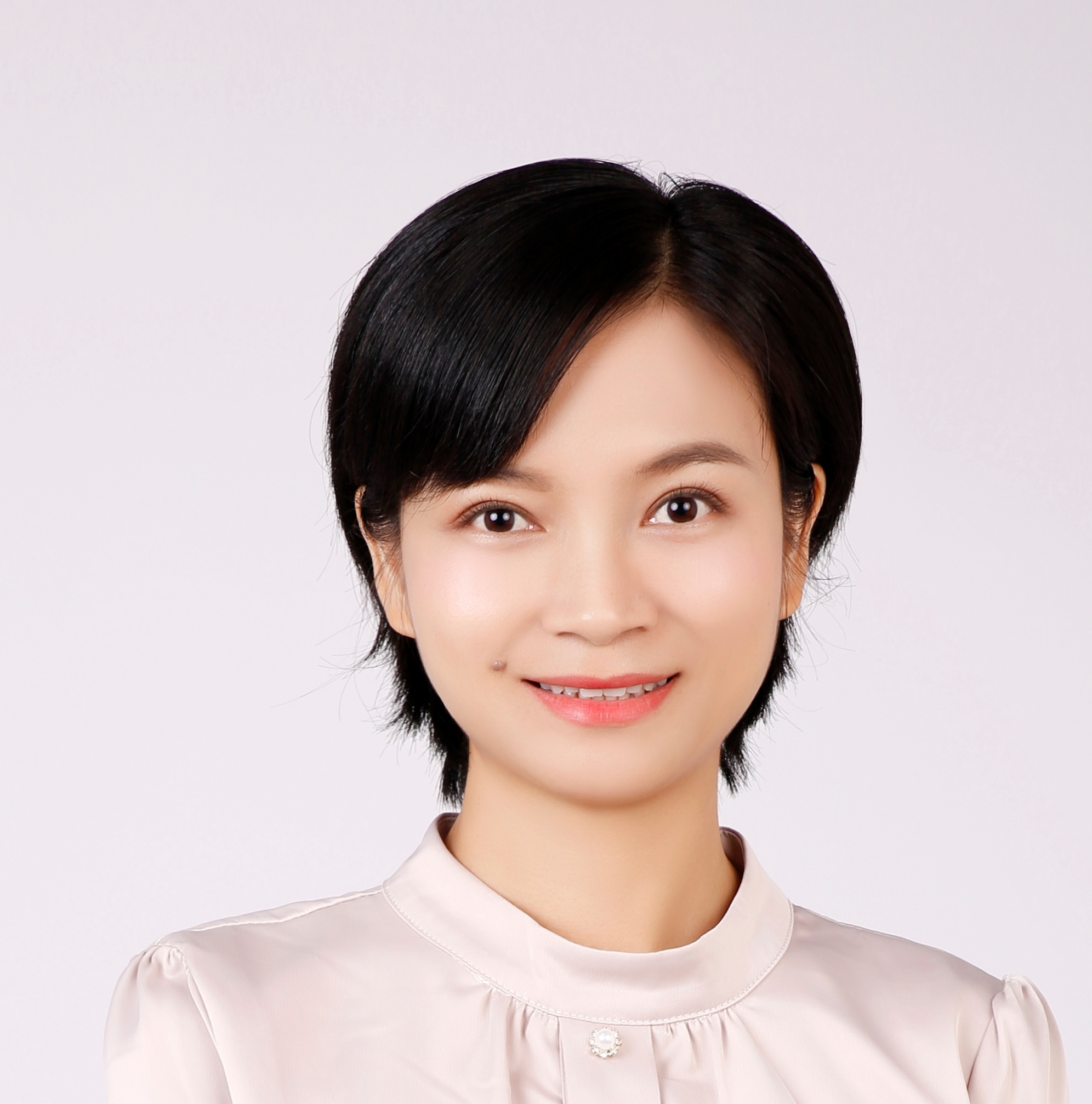 古教员 照片