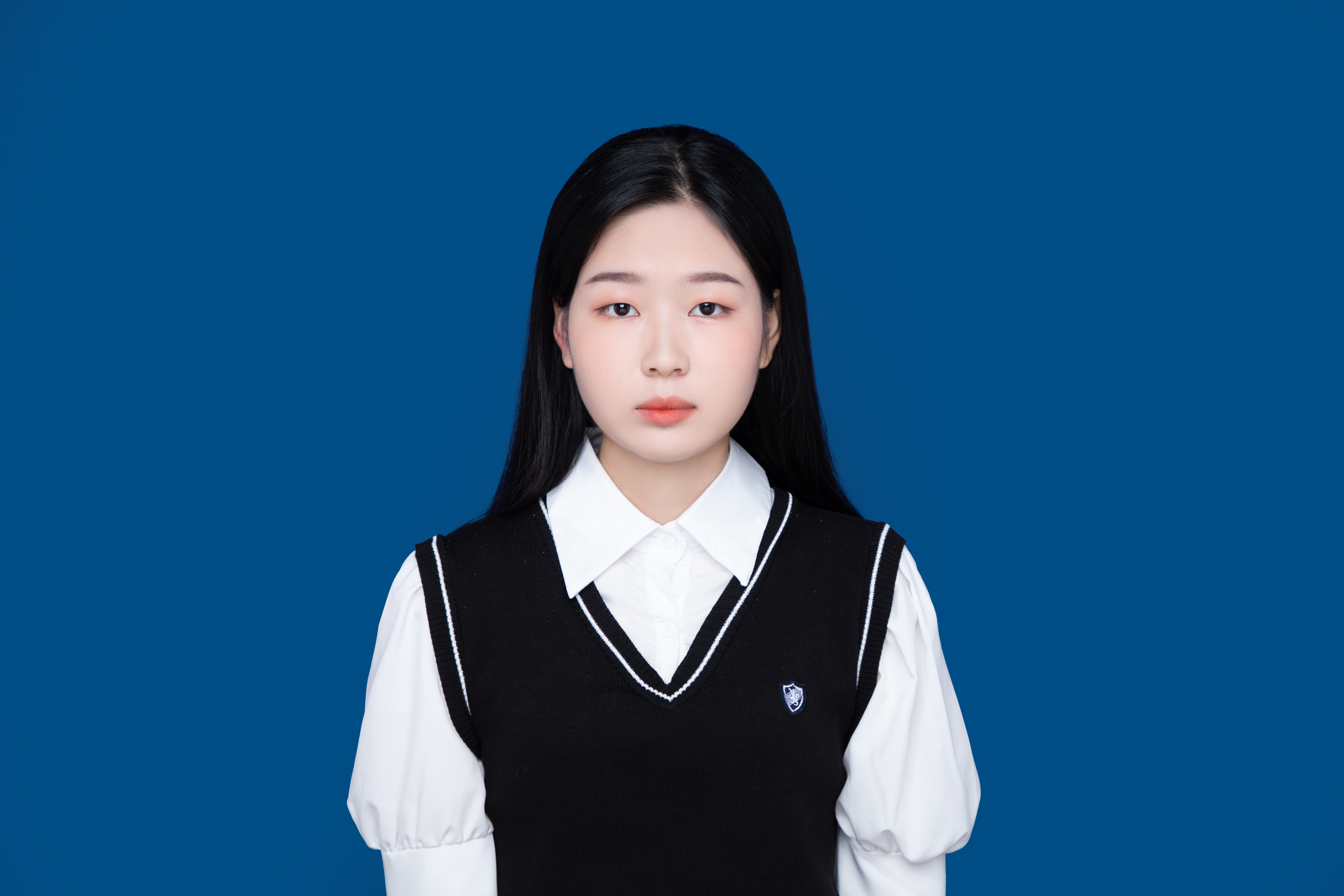 廖教员 照片