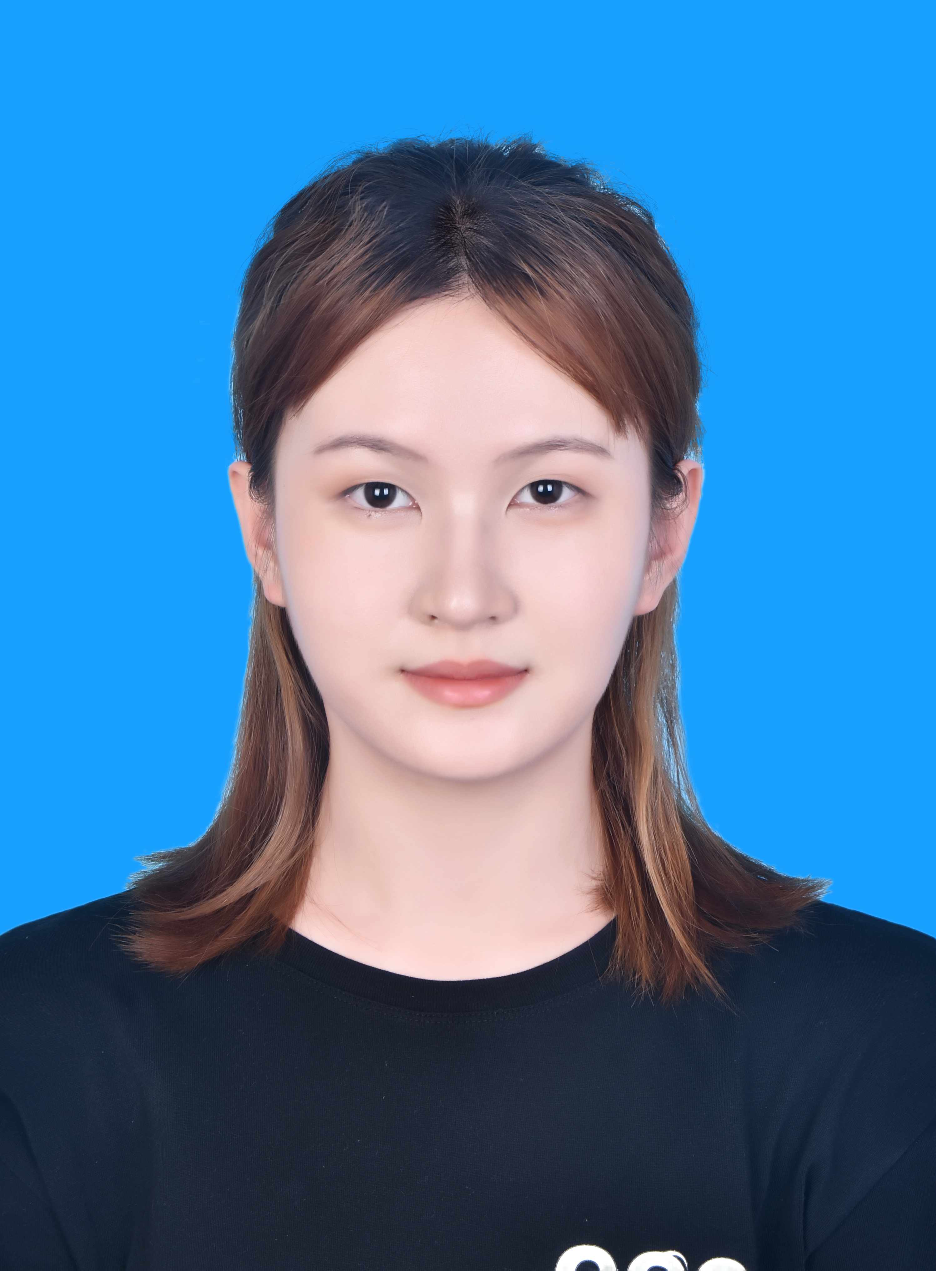 周教员 照片