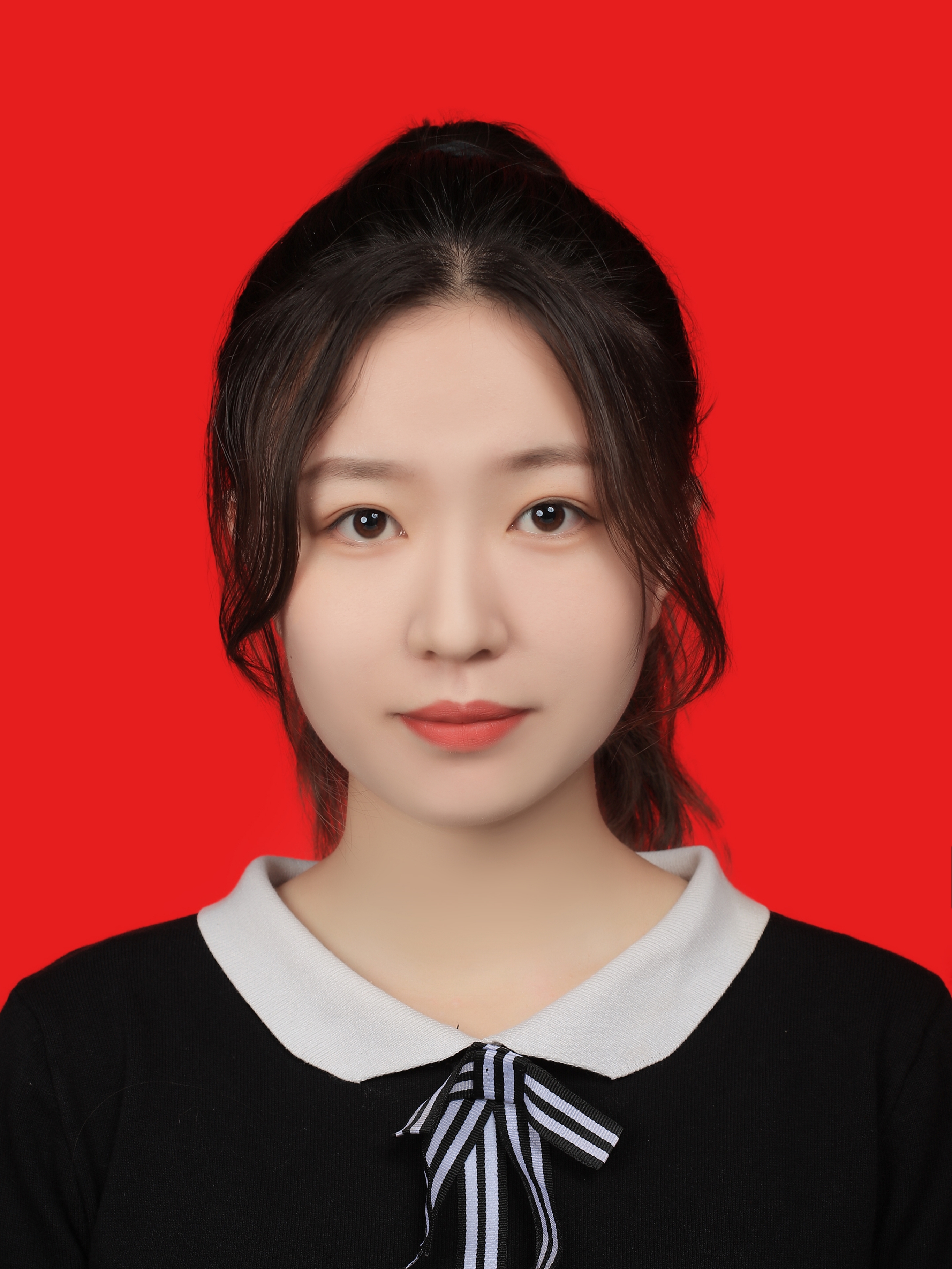 戚教员 照片