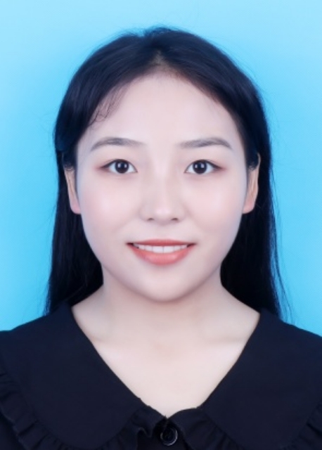 梁教员 照片