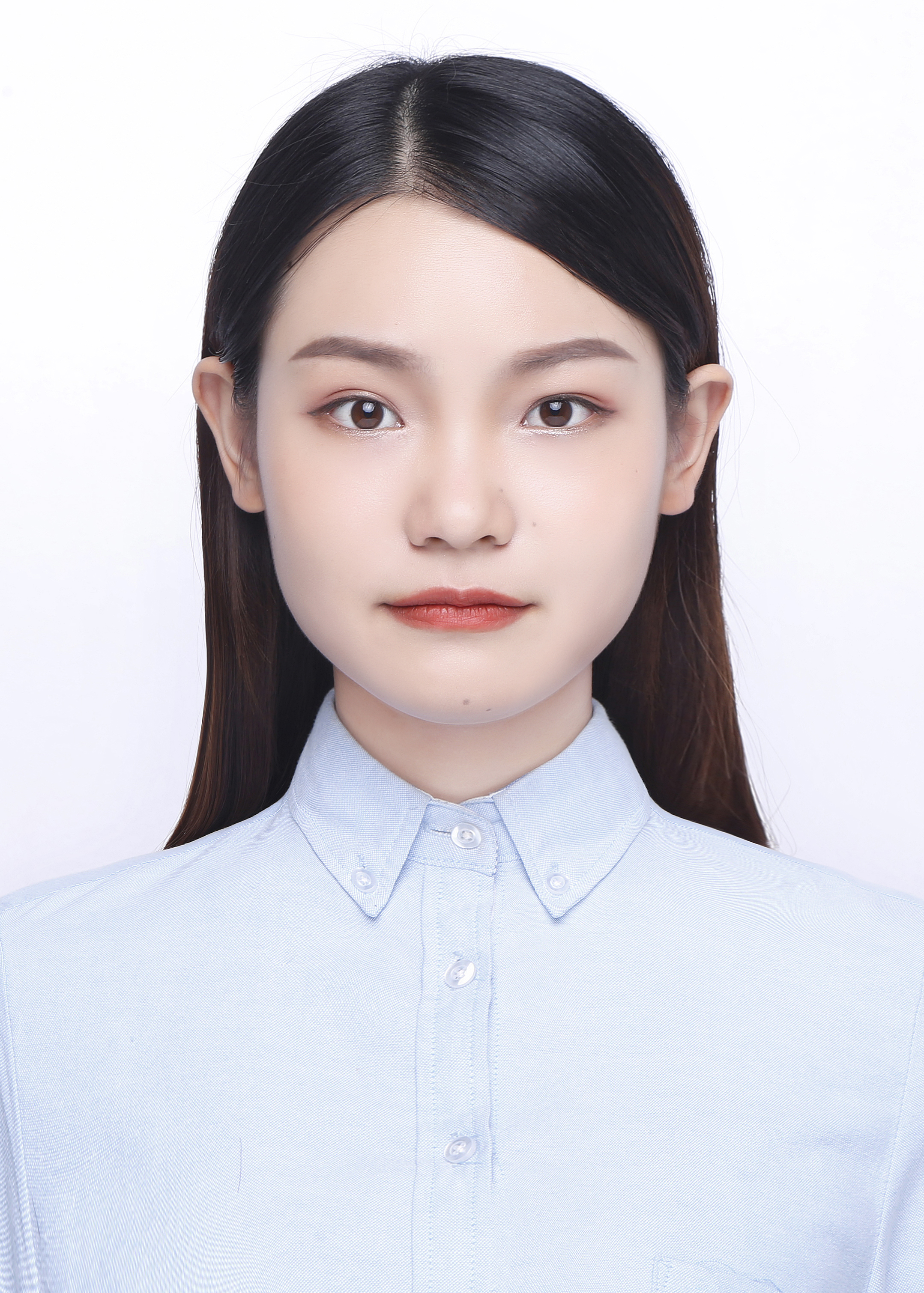 李教员 照片