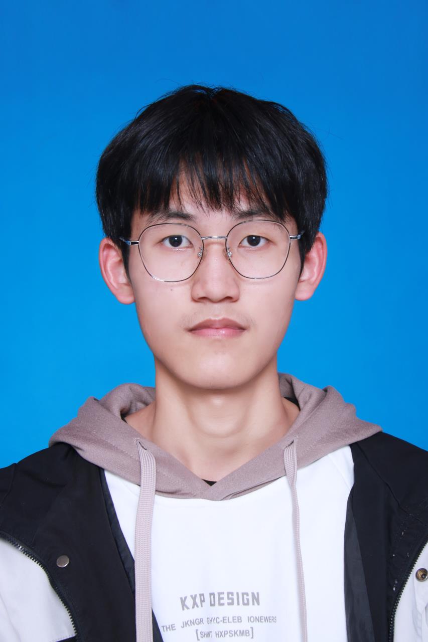 秦教员 照片