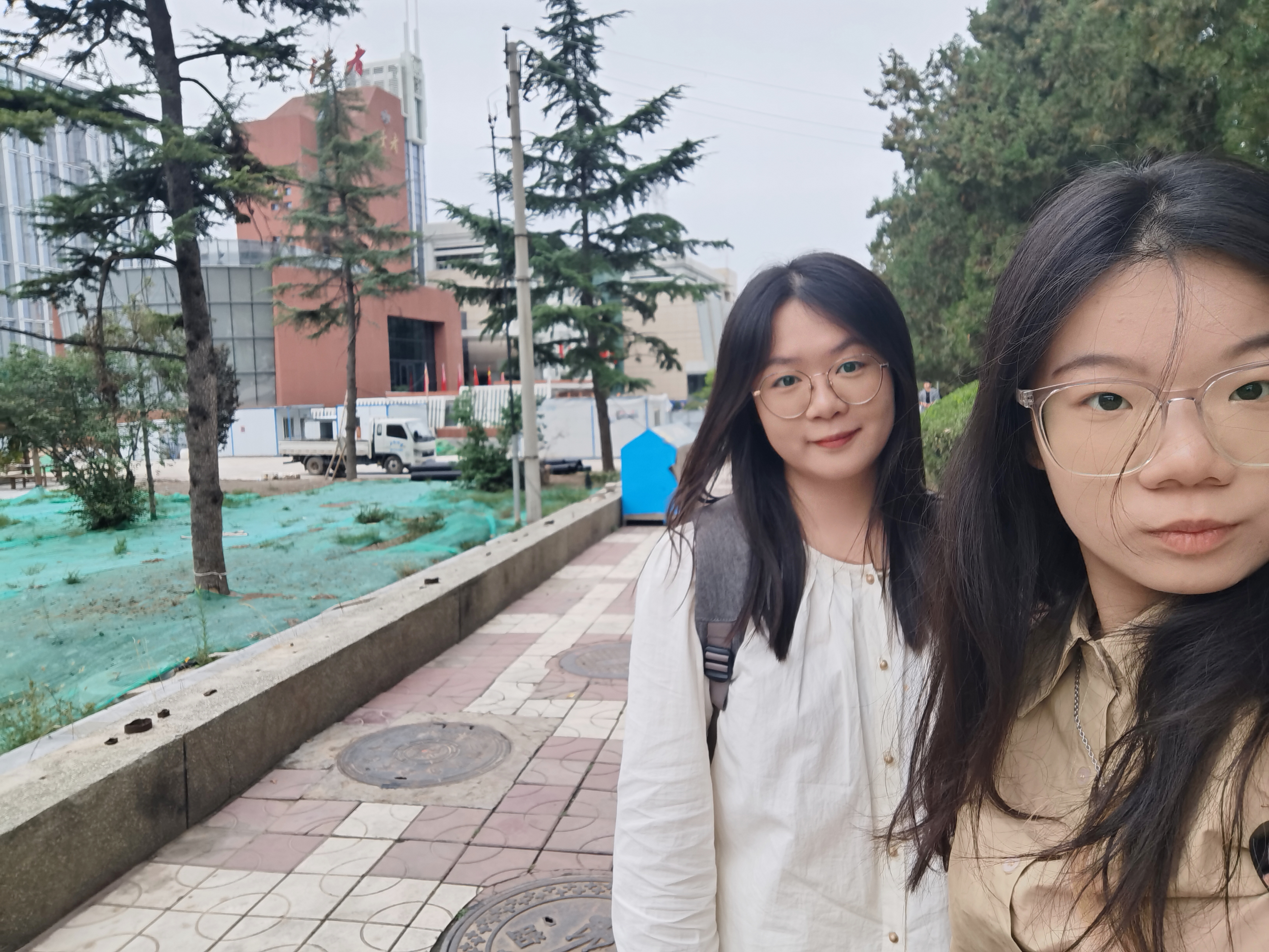 徐教员 照片
