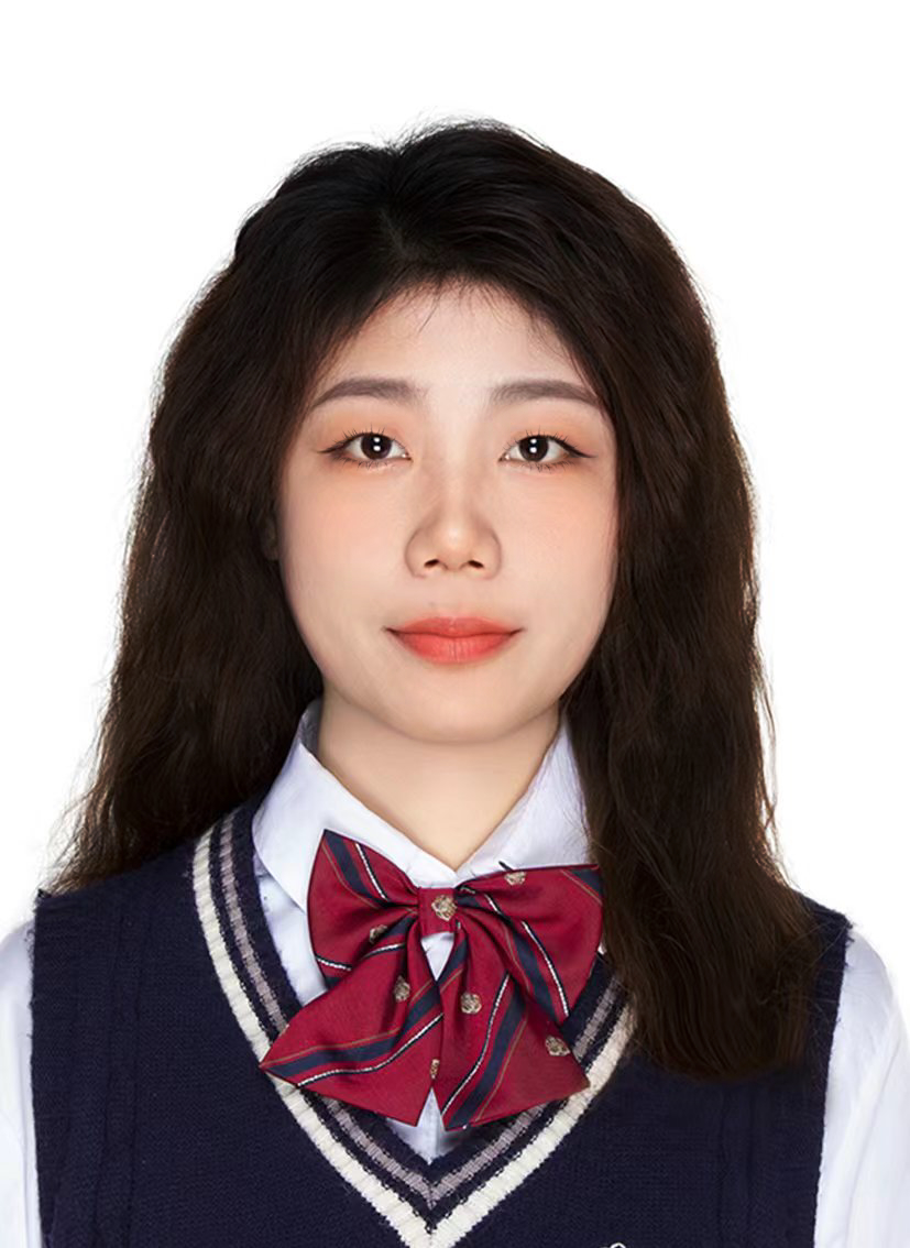 盛教员 照片