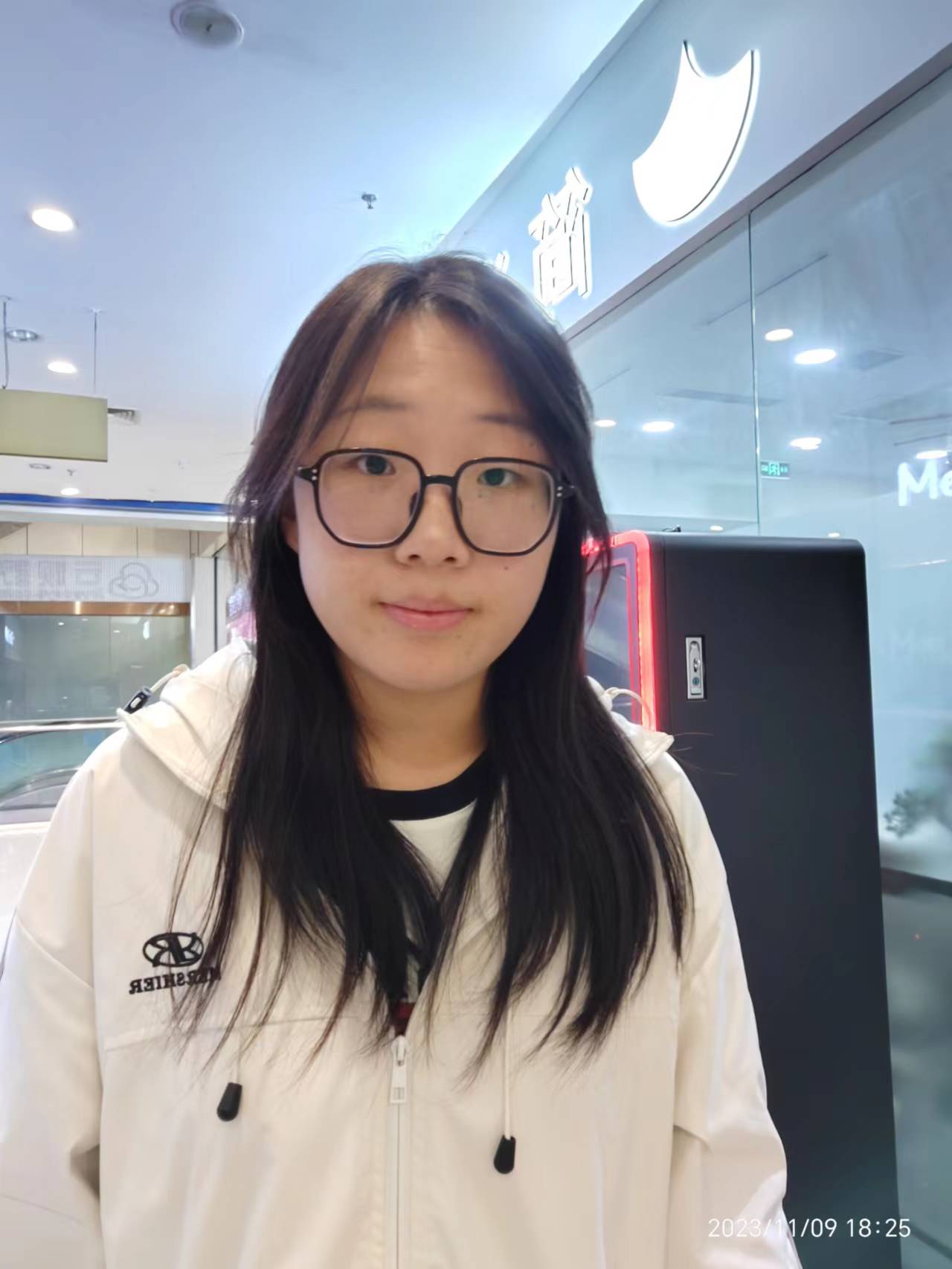 韩教员 照片