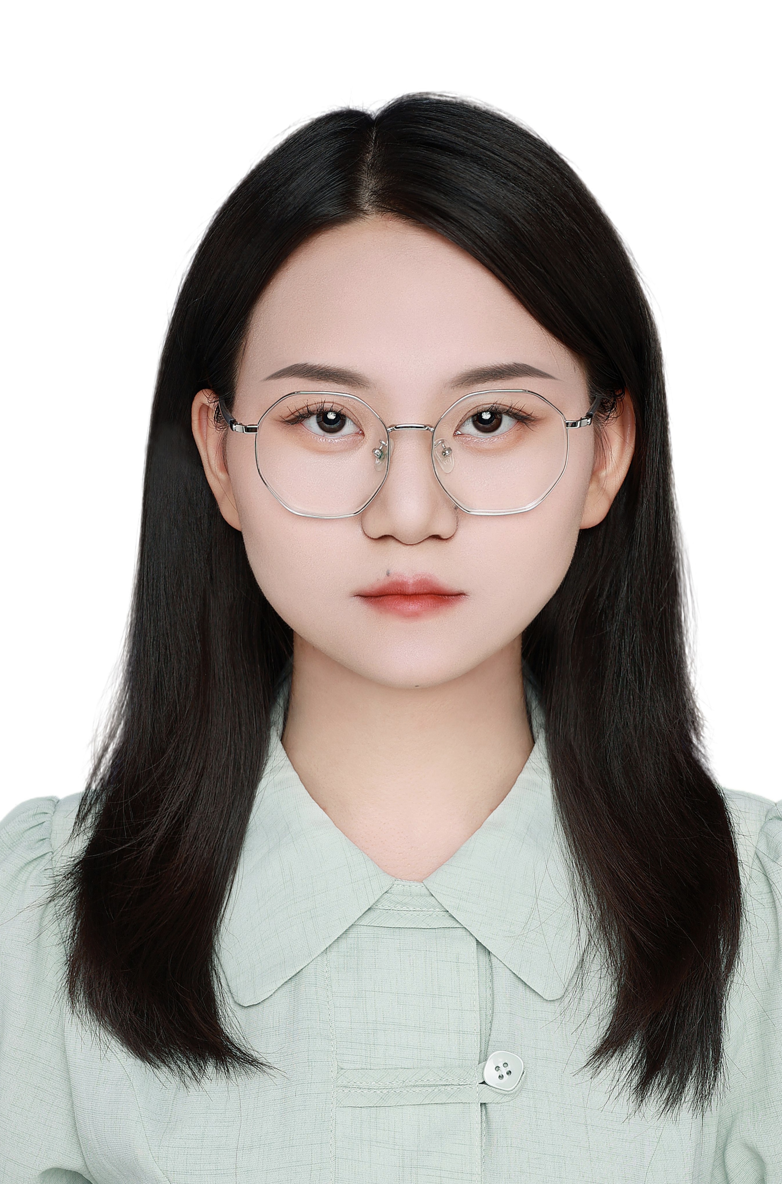 彭教员 照片