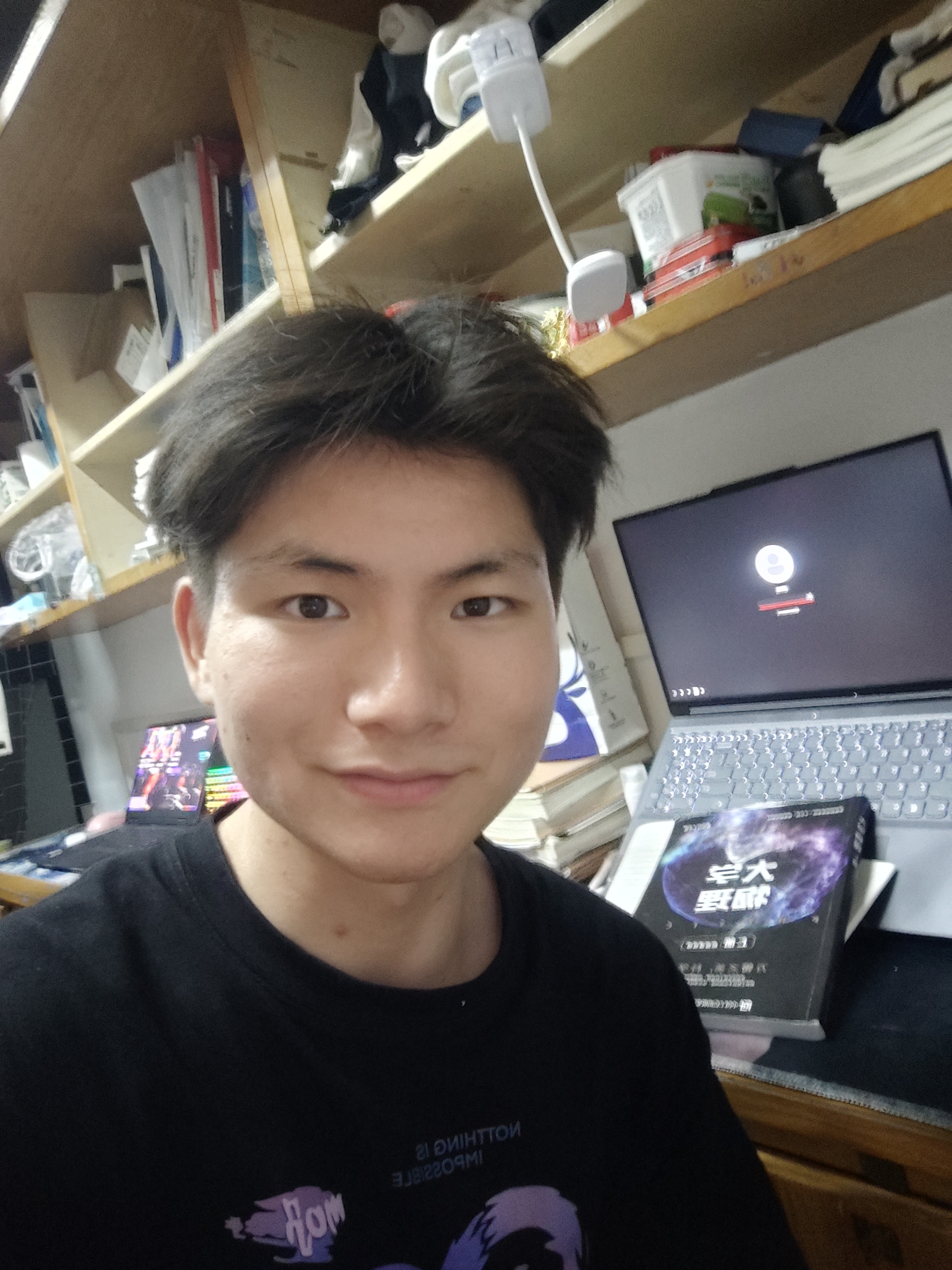 段教员 照片