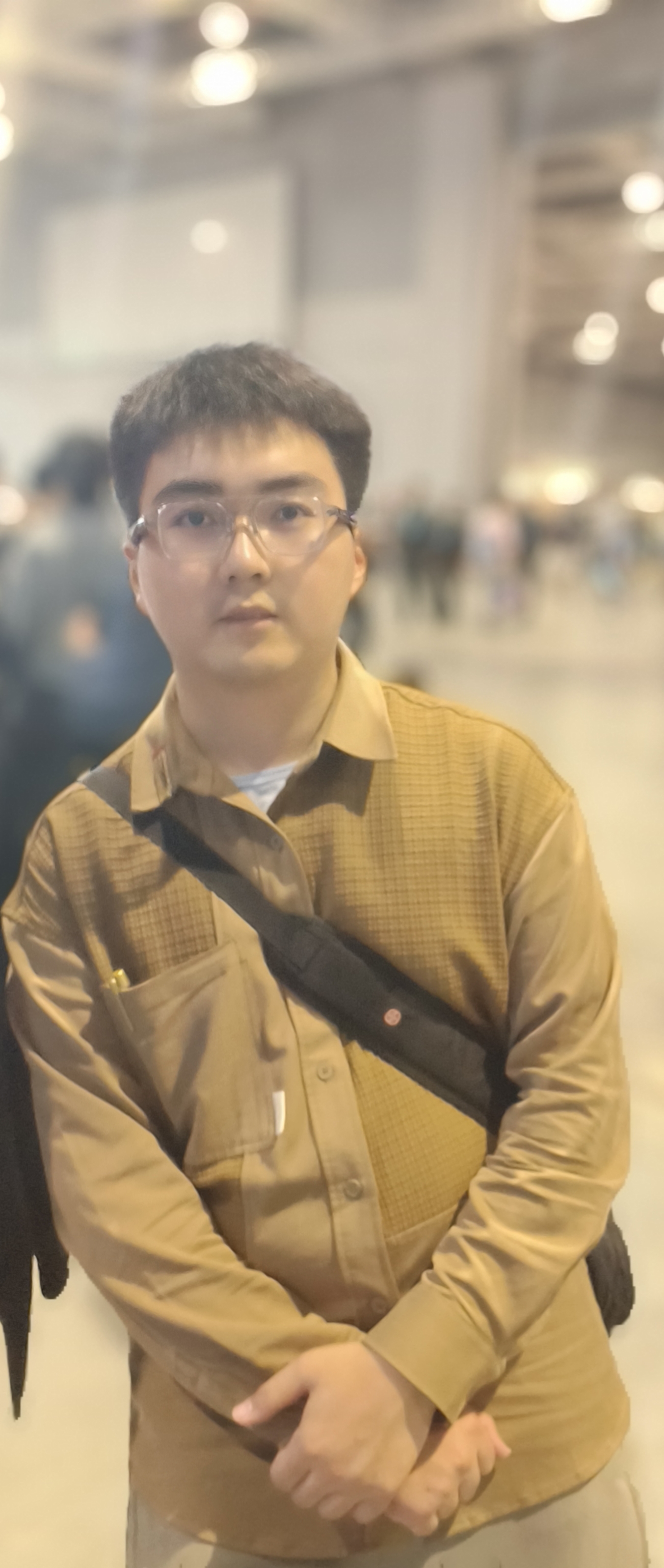 张教员 照片