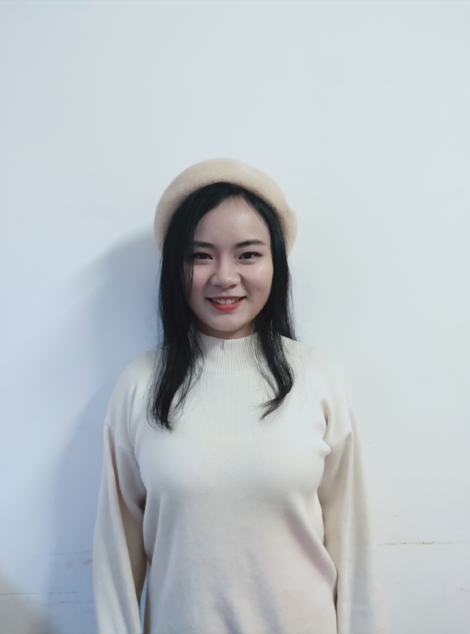 覃教员 照片