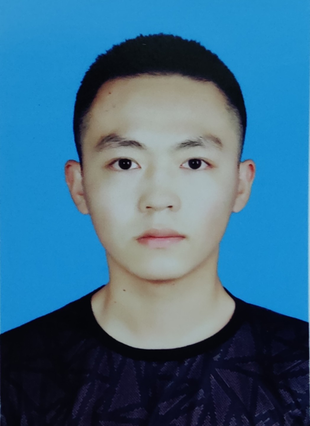 刘教员 照片