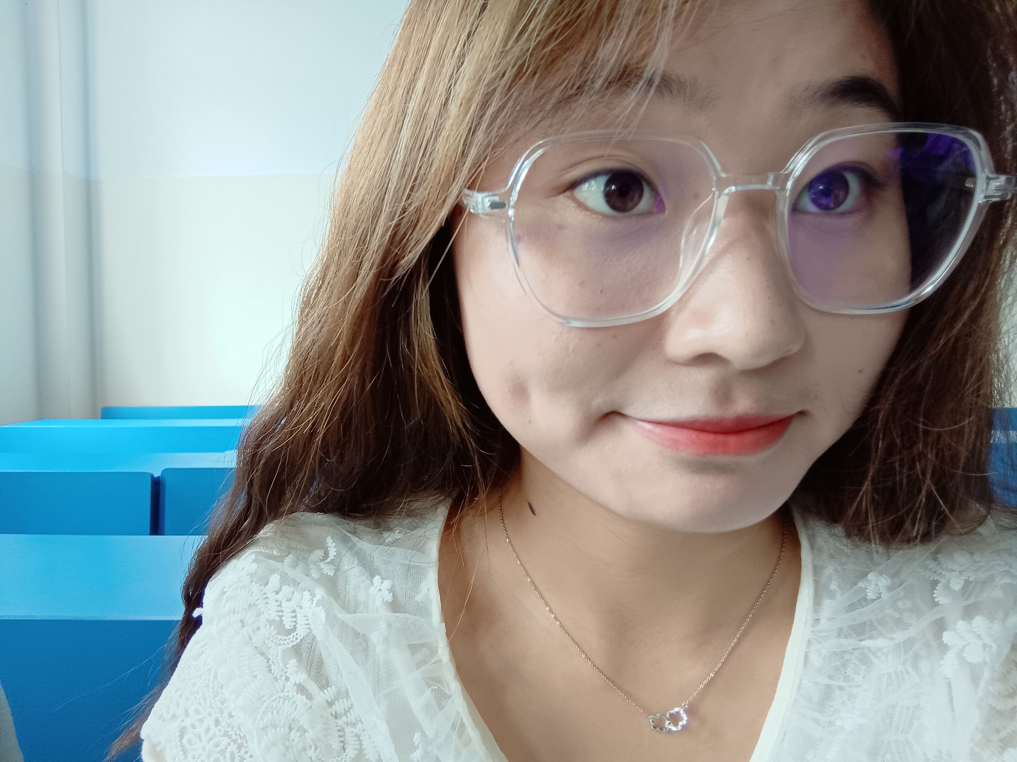 李教员 照片