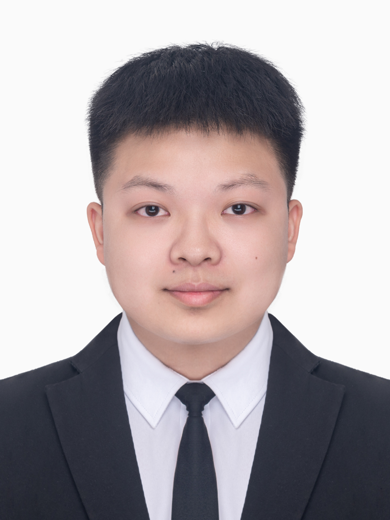 况教员 照片