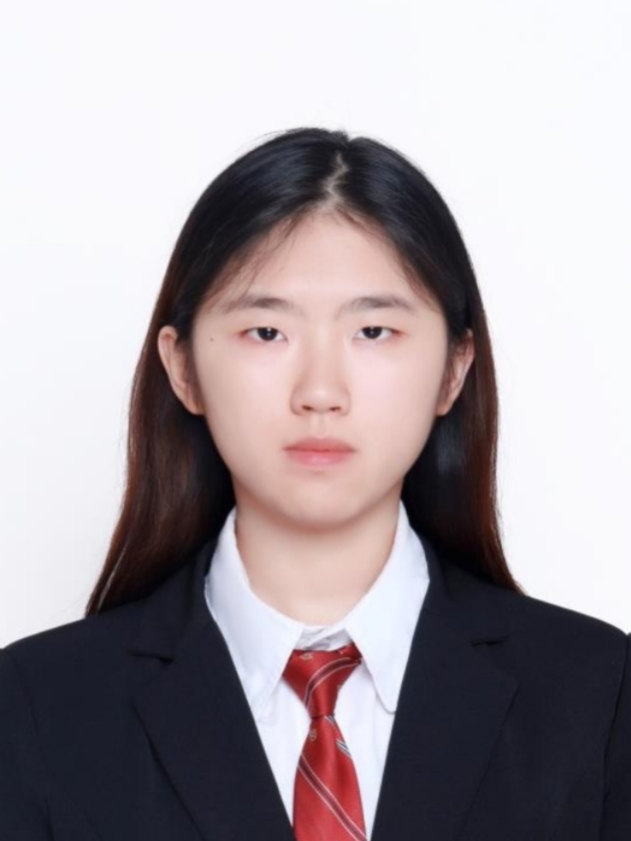 龙教员 照片