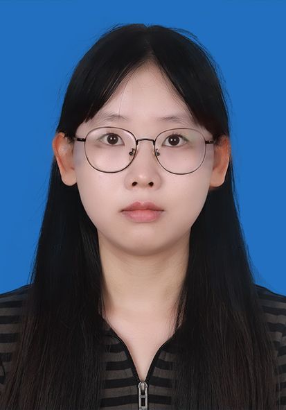 柏教员 照片