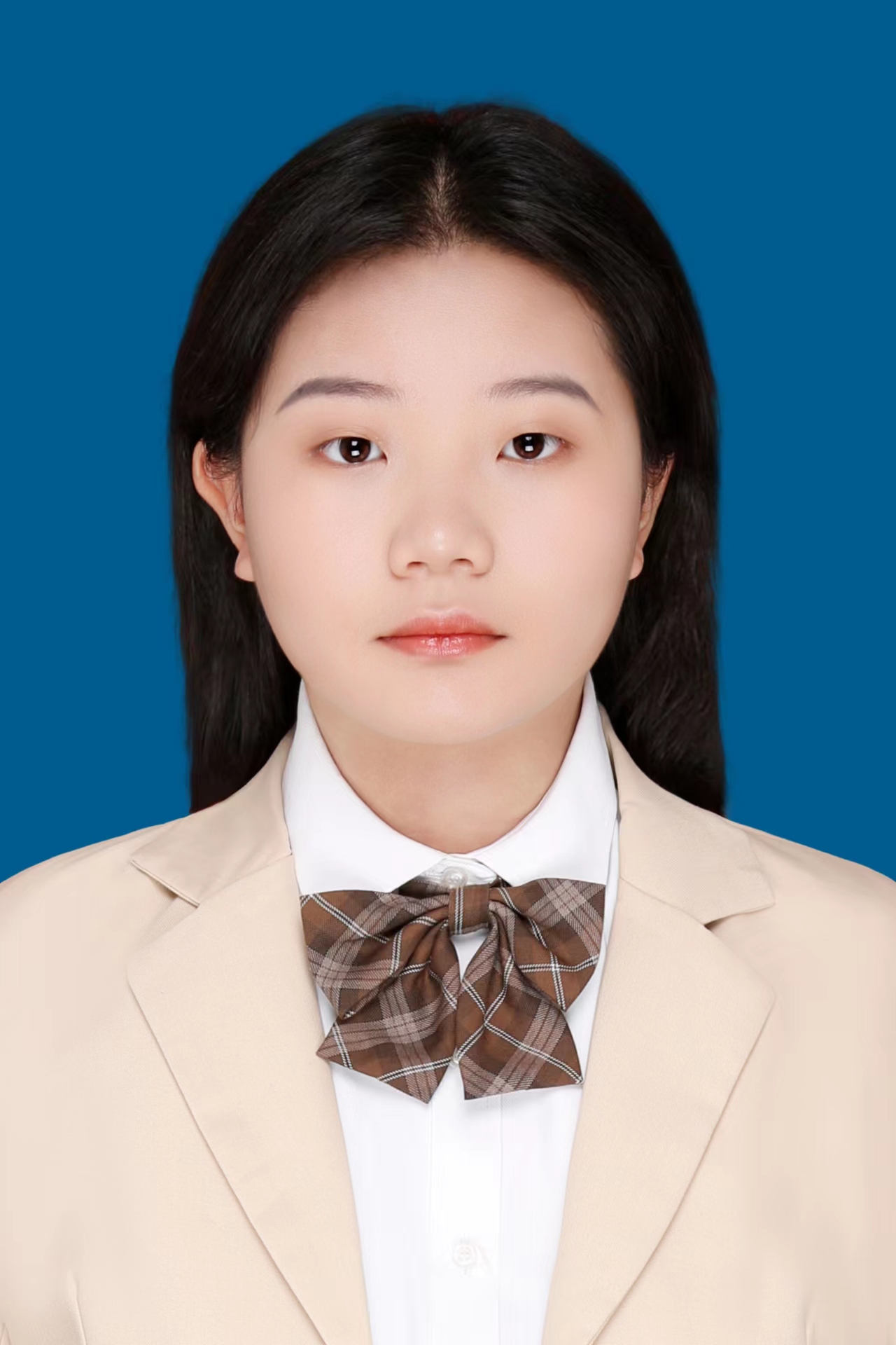 李教员 照片