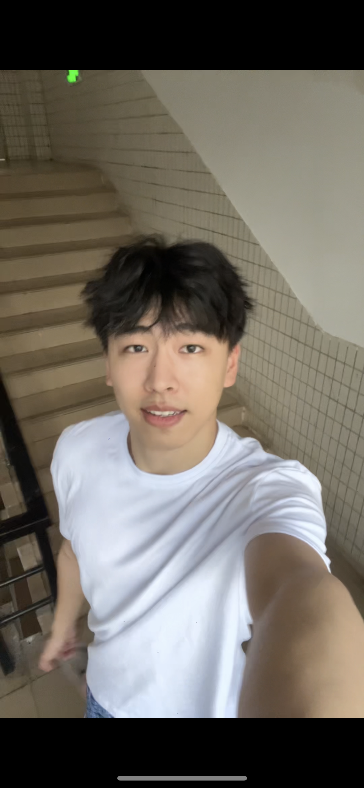 刘教员 照片