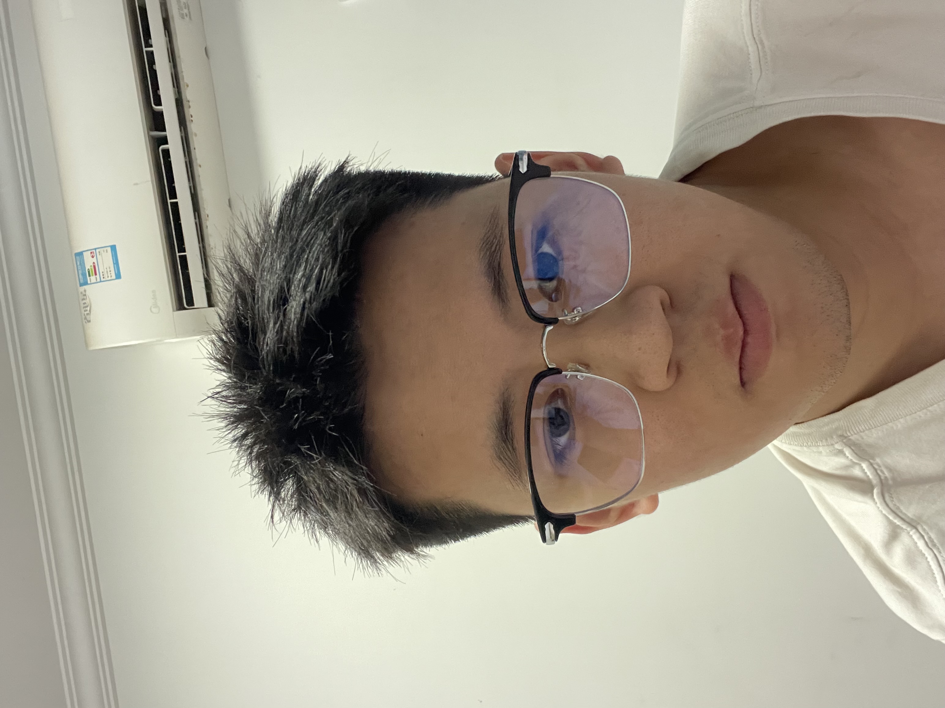 王教员 照片
