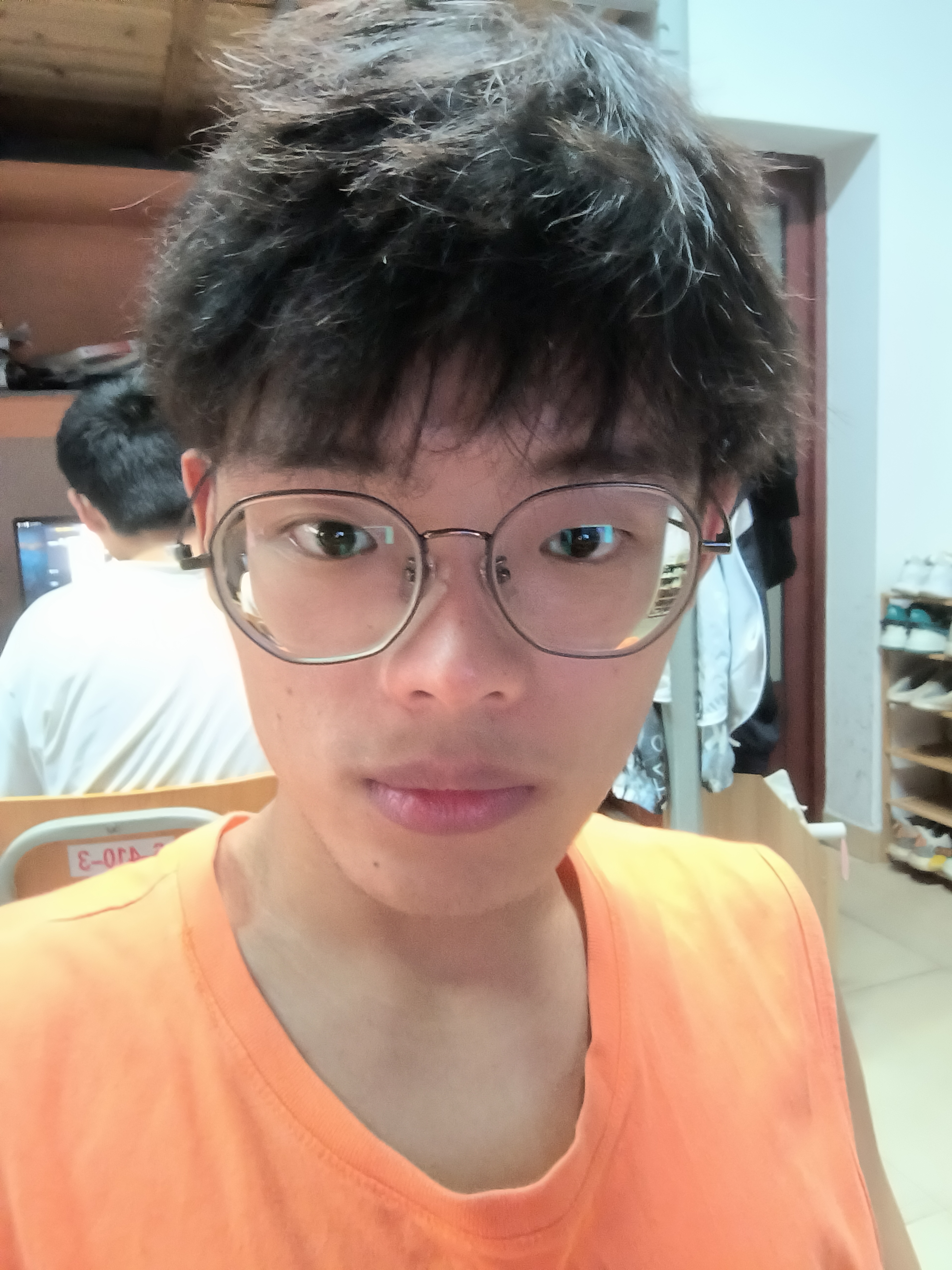 苑教员 照片