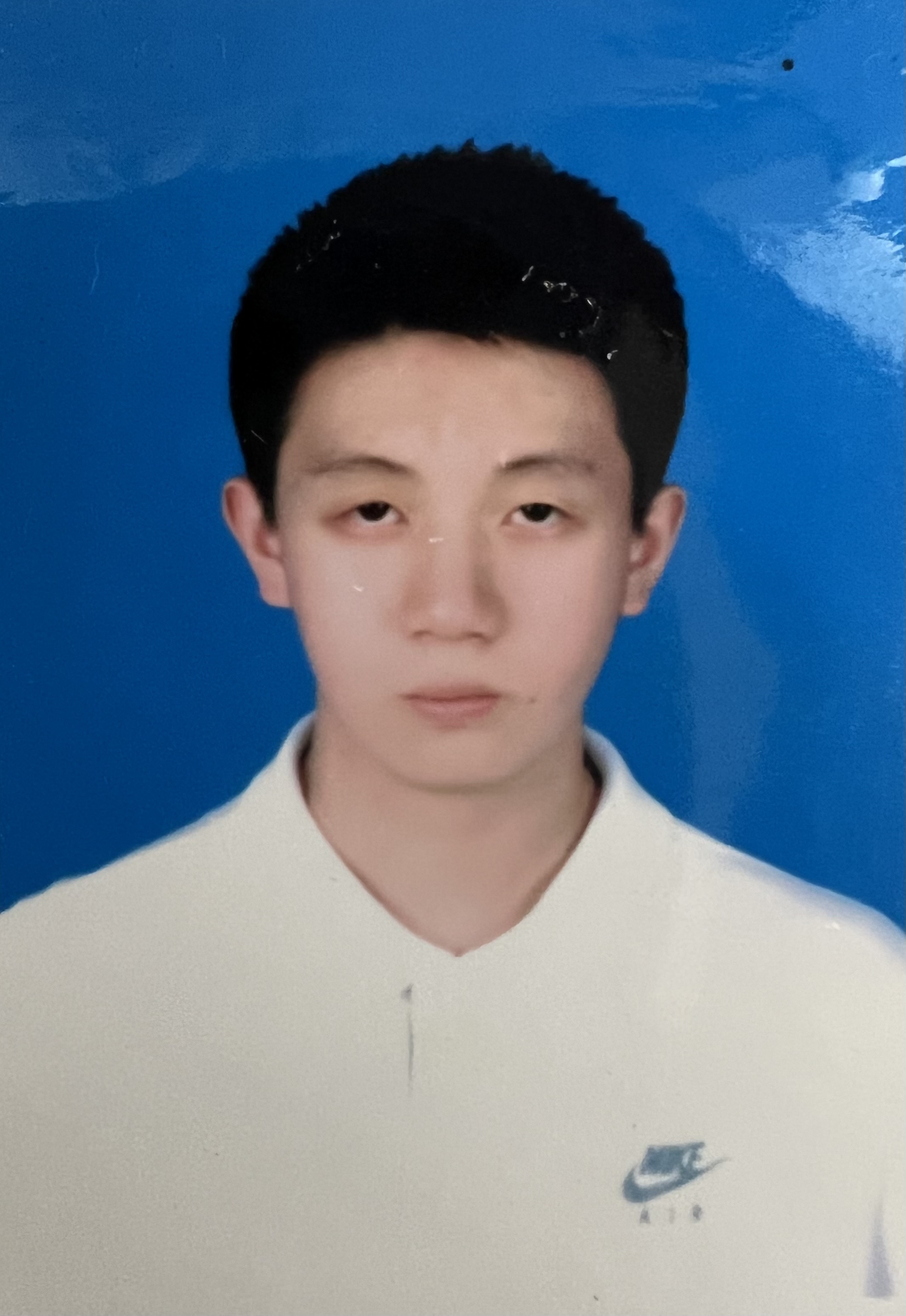 胡教员 照片