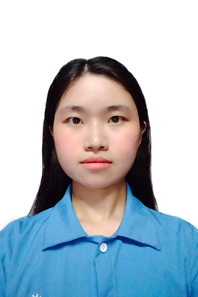 何教员 照片