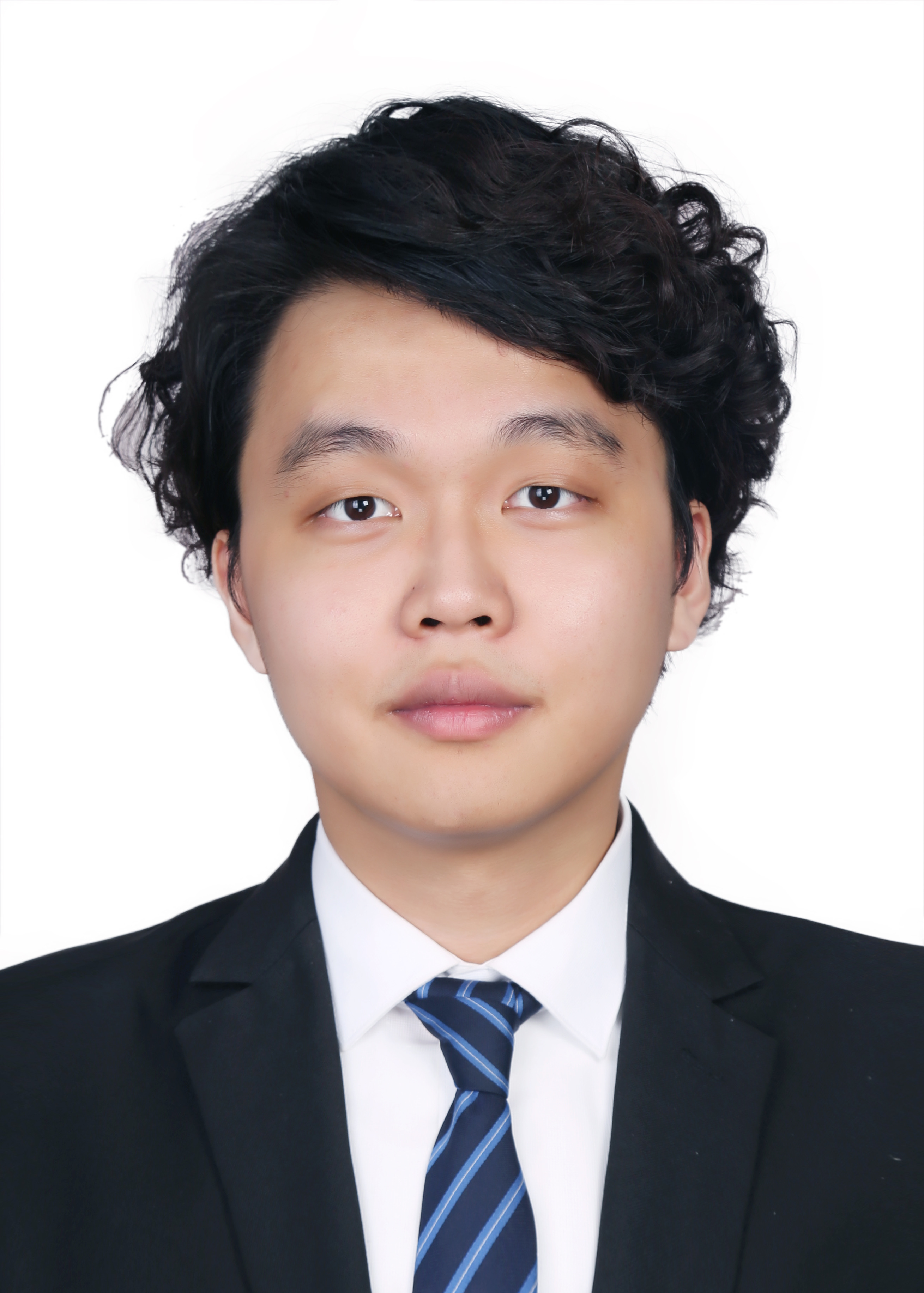 王教员 照片
