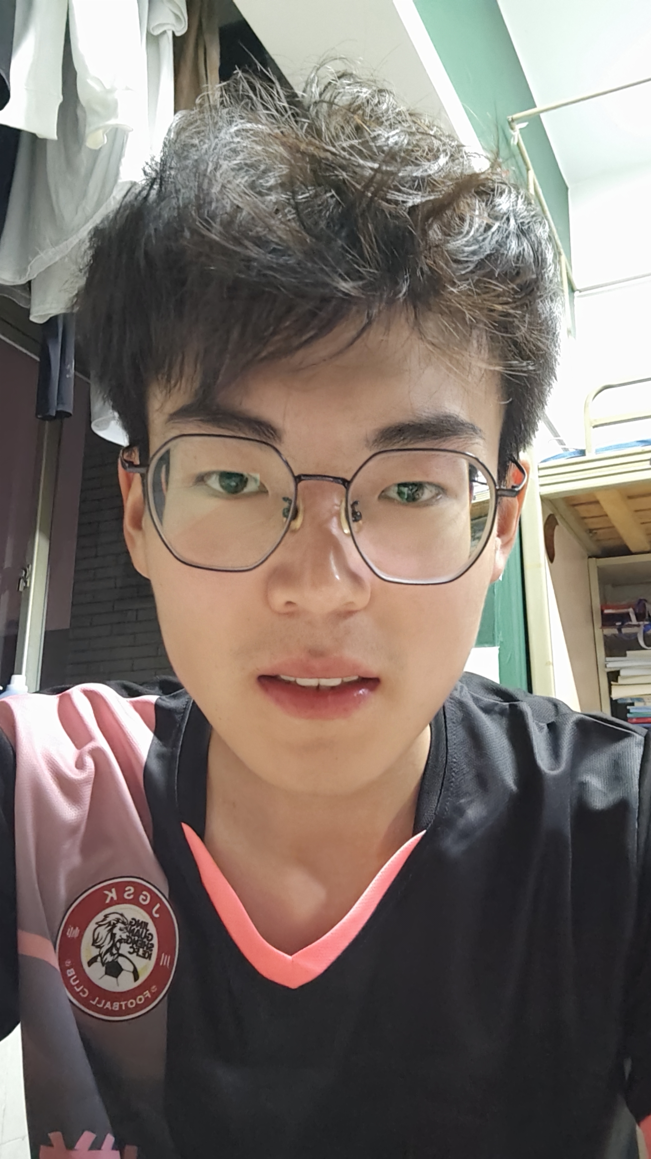 程教员 照片