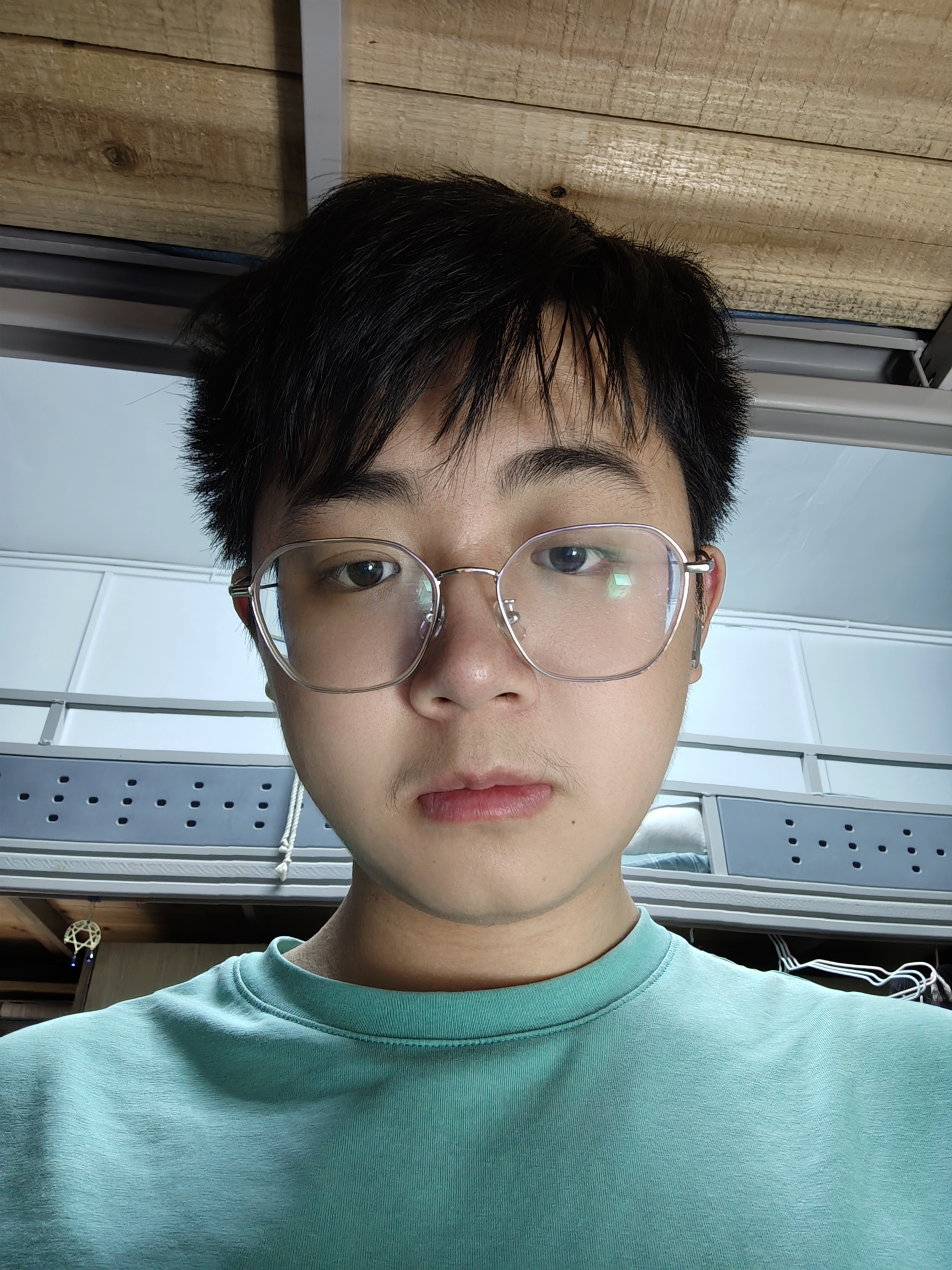廖教员 照片