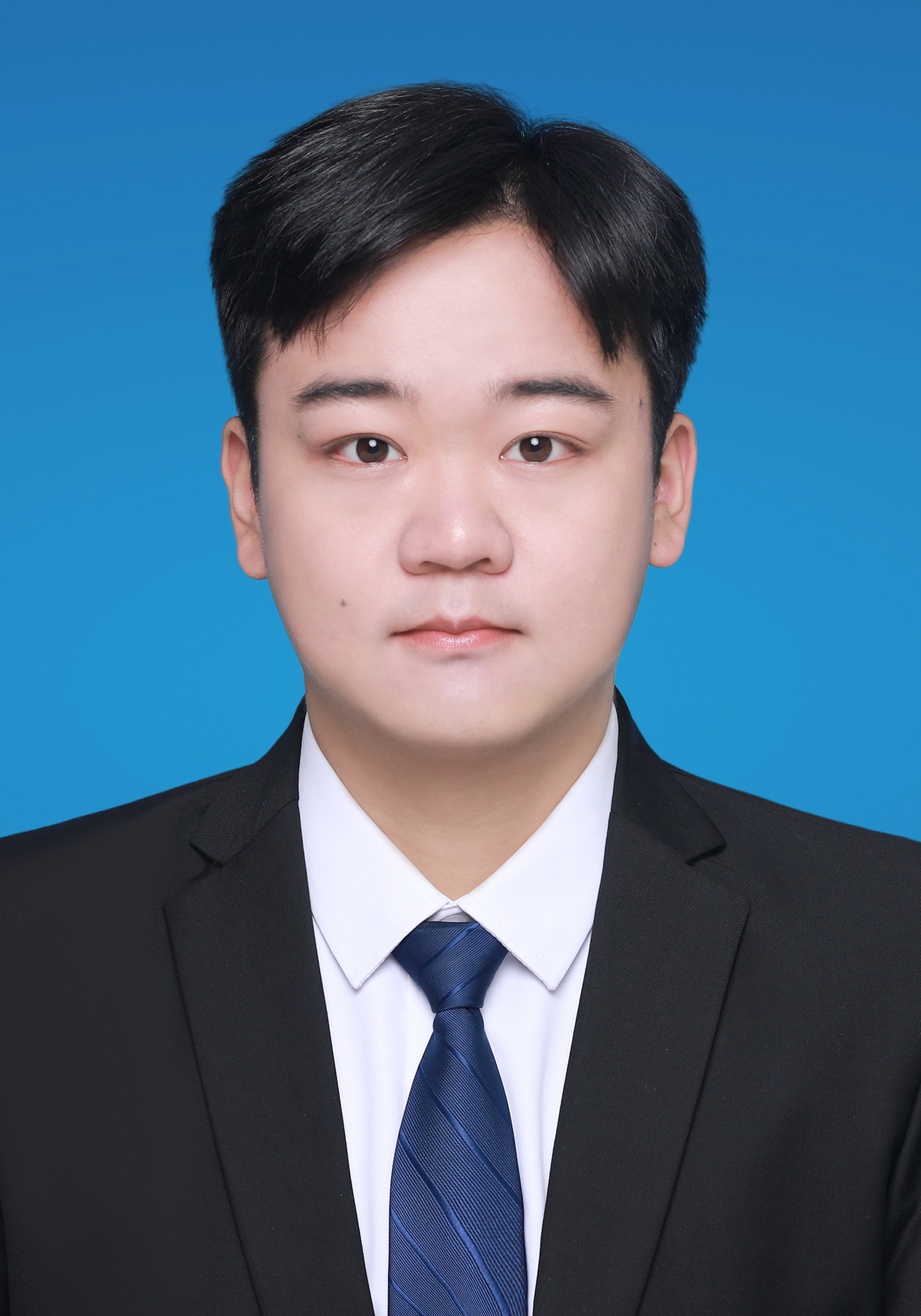 鲍教员 照片