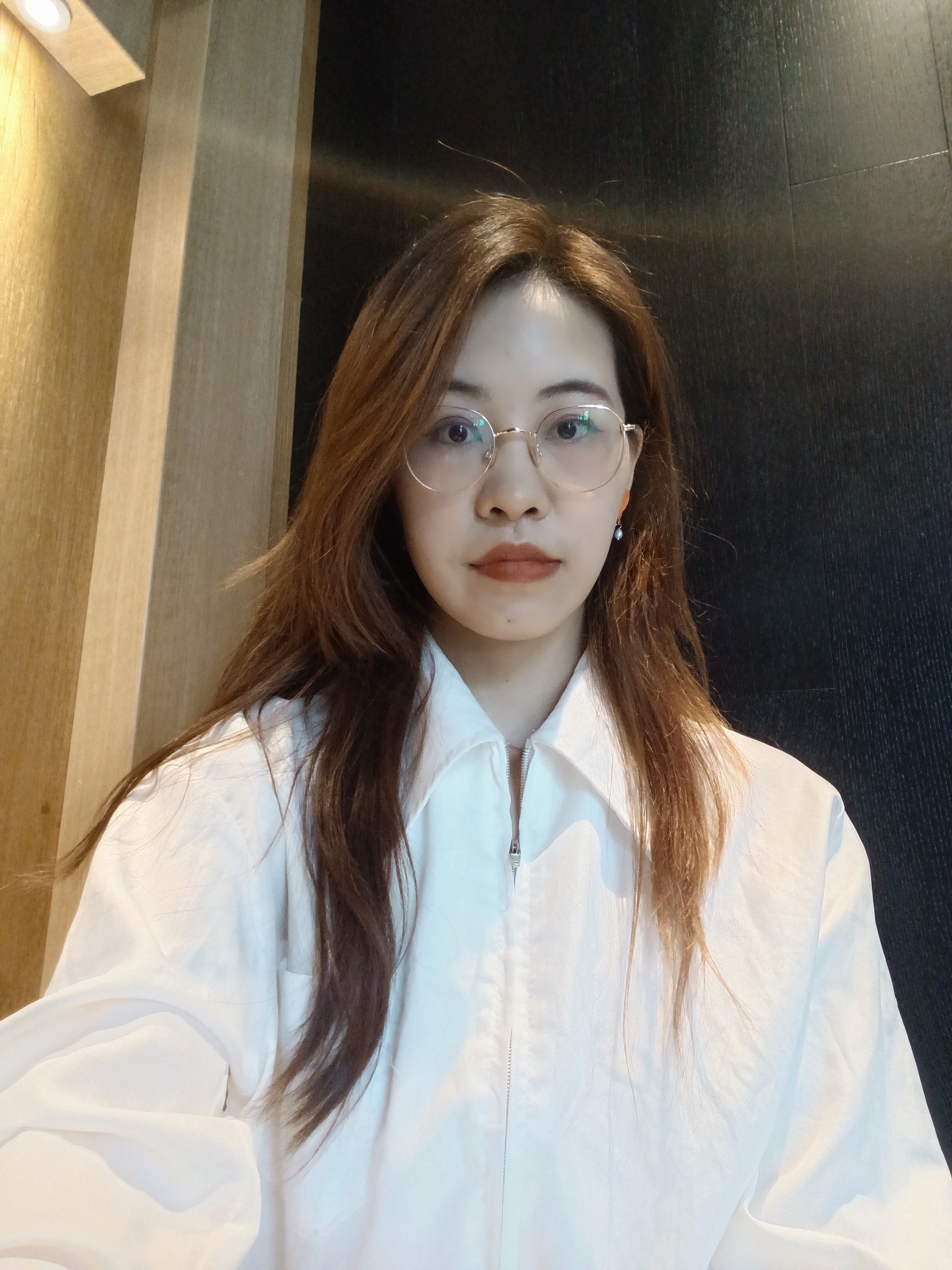 李教员 照片