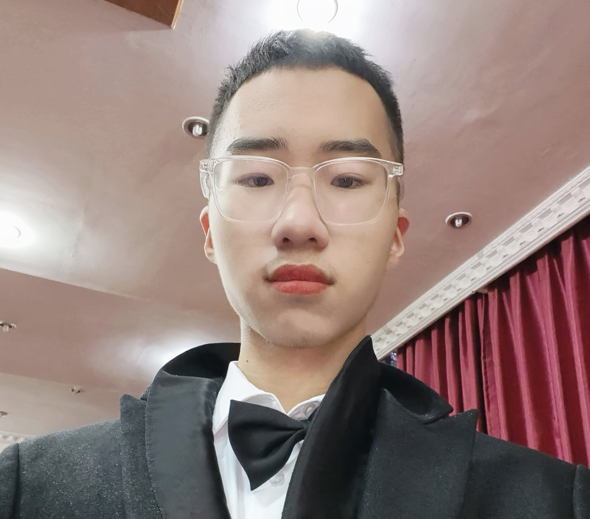瞿教员 照片