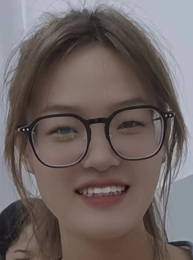 胡教员 照片
