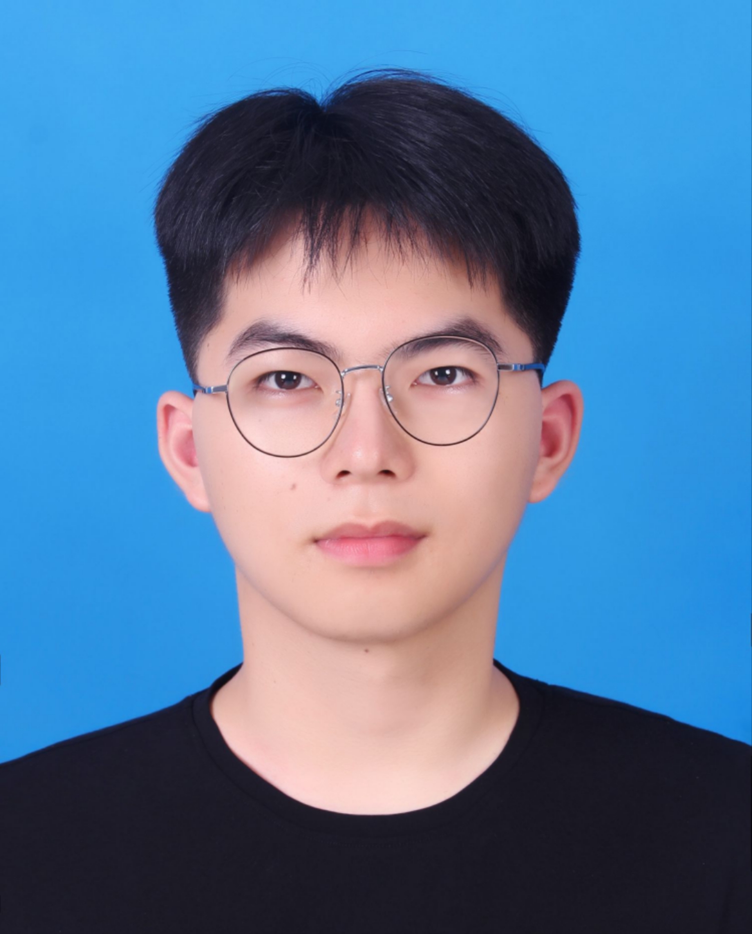 单教员 照片