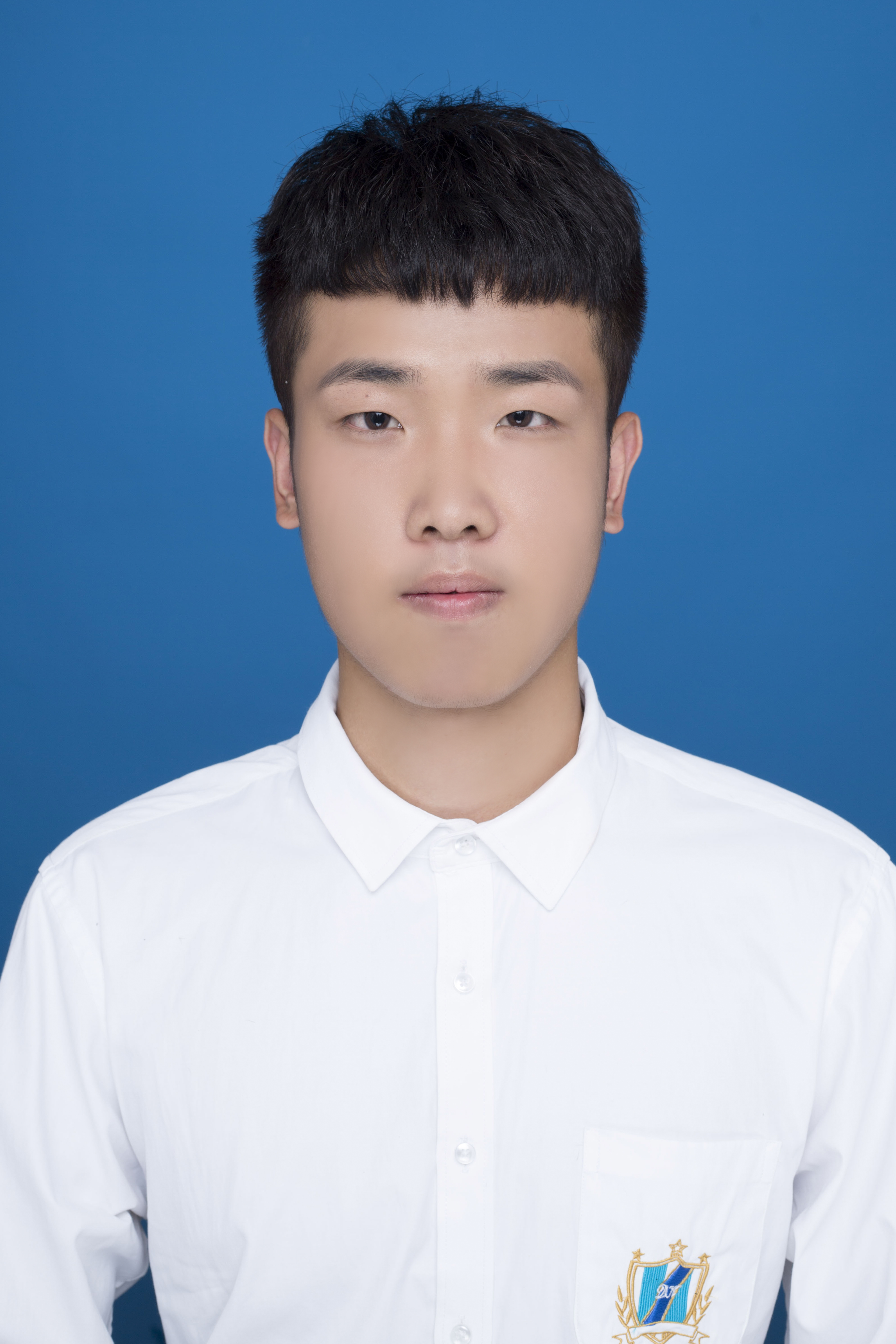 李教员 照片