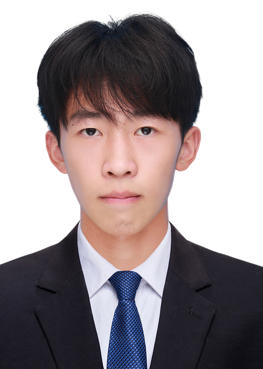 龙教员 照片