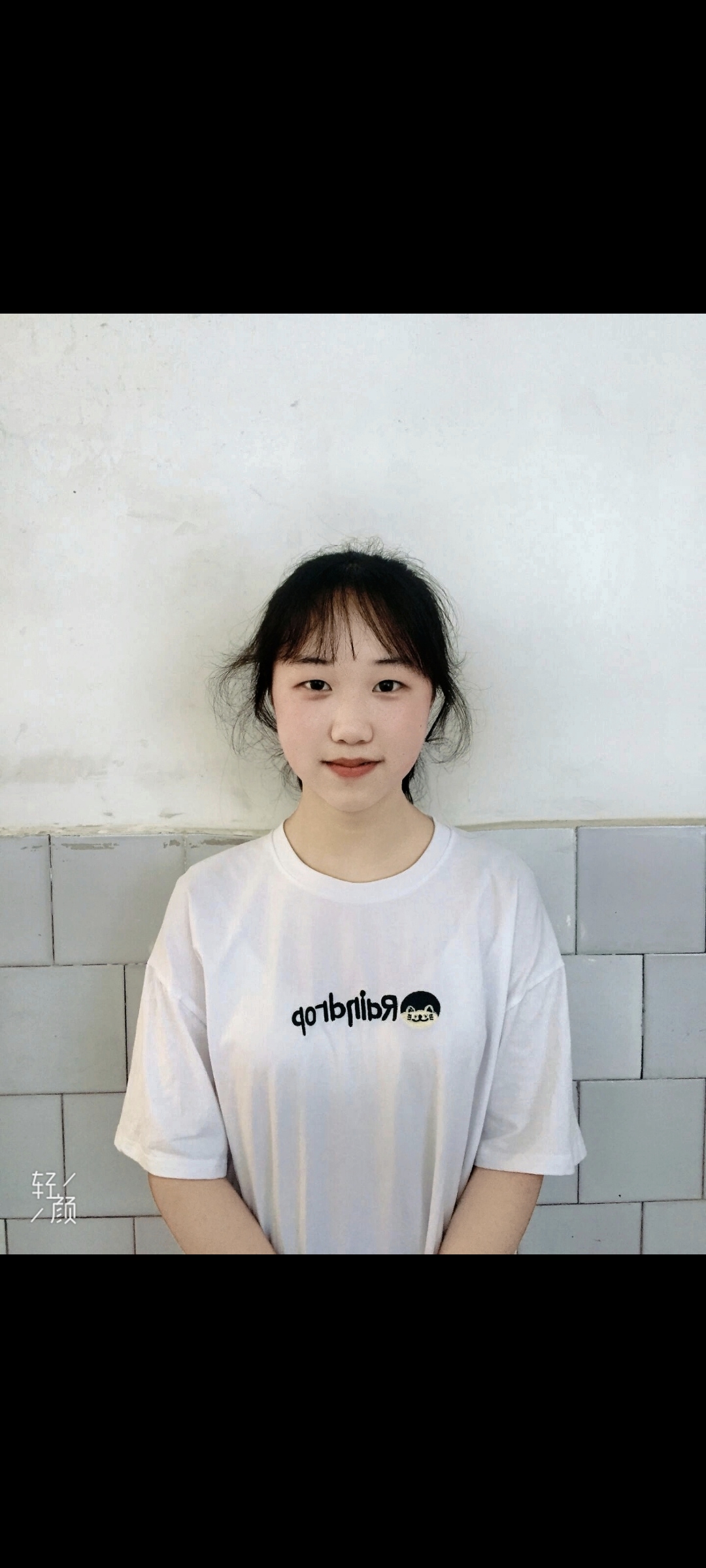 黄教员 照片